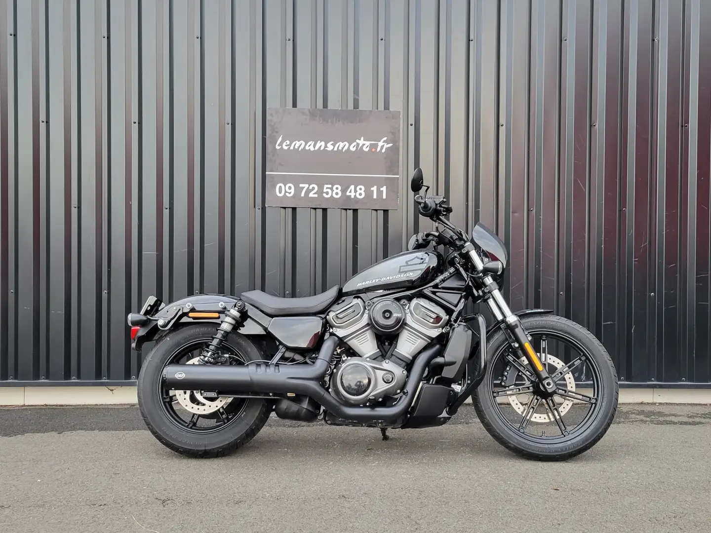 Harley-Davidson Sportster - 1