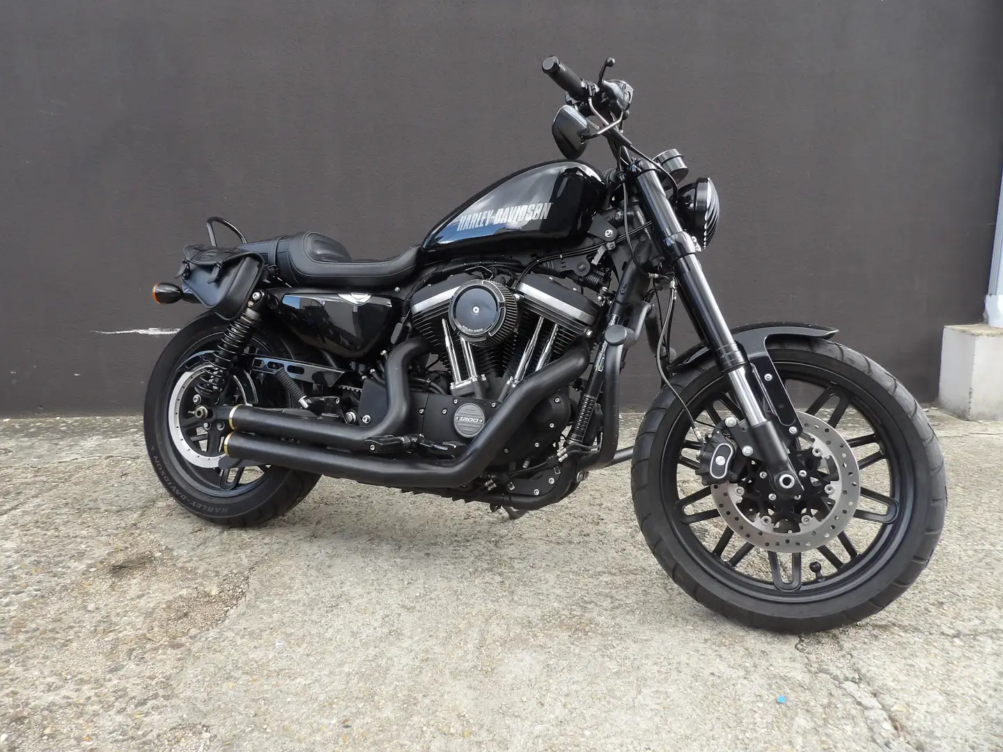 Harley-Davidson Sportster 1200 Noir - 2
