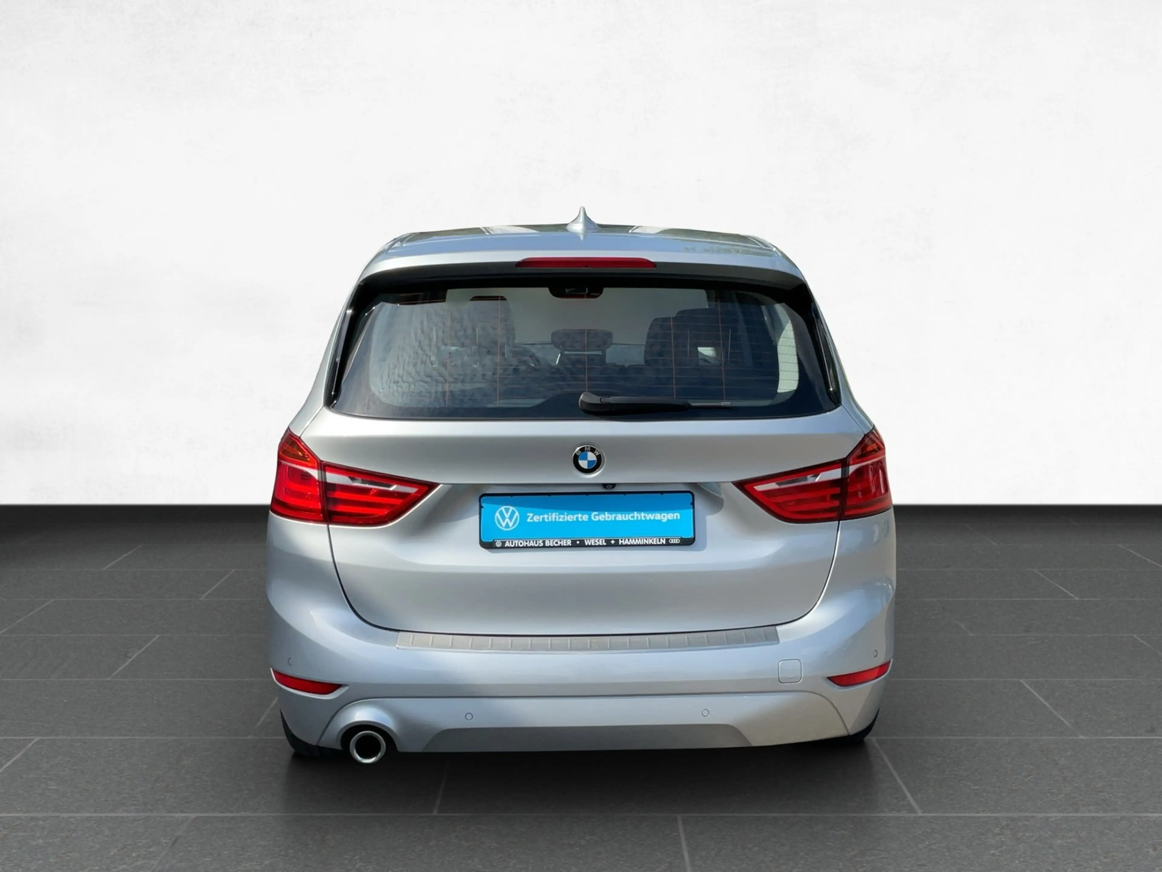 BMW 216 i 6-Gang /Navi/LED — photo 5