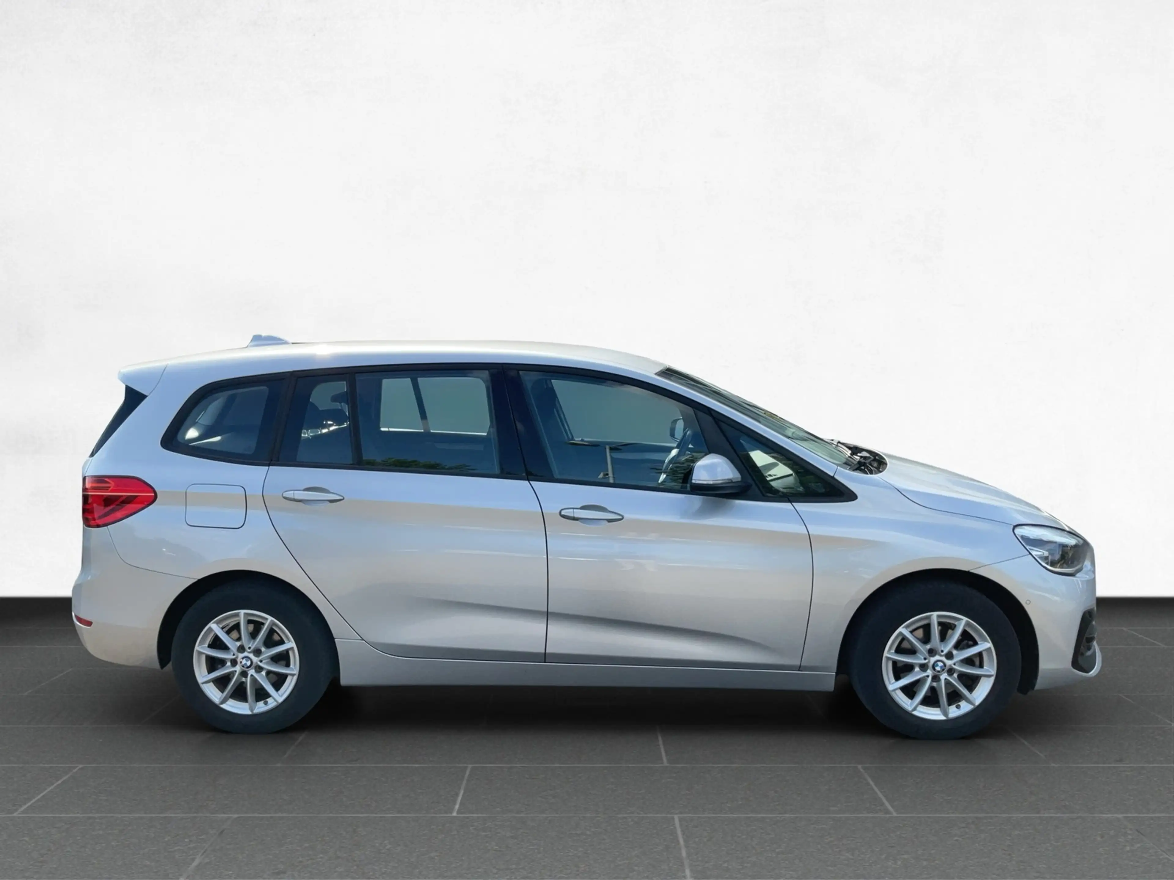 BMW 216 i 6-Gang /Navi/LED — photo 6