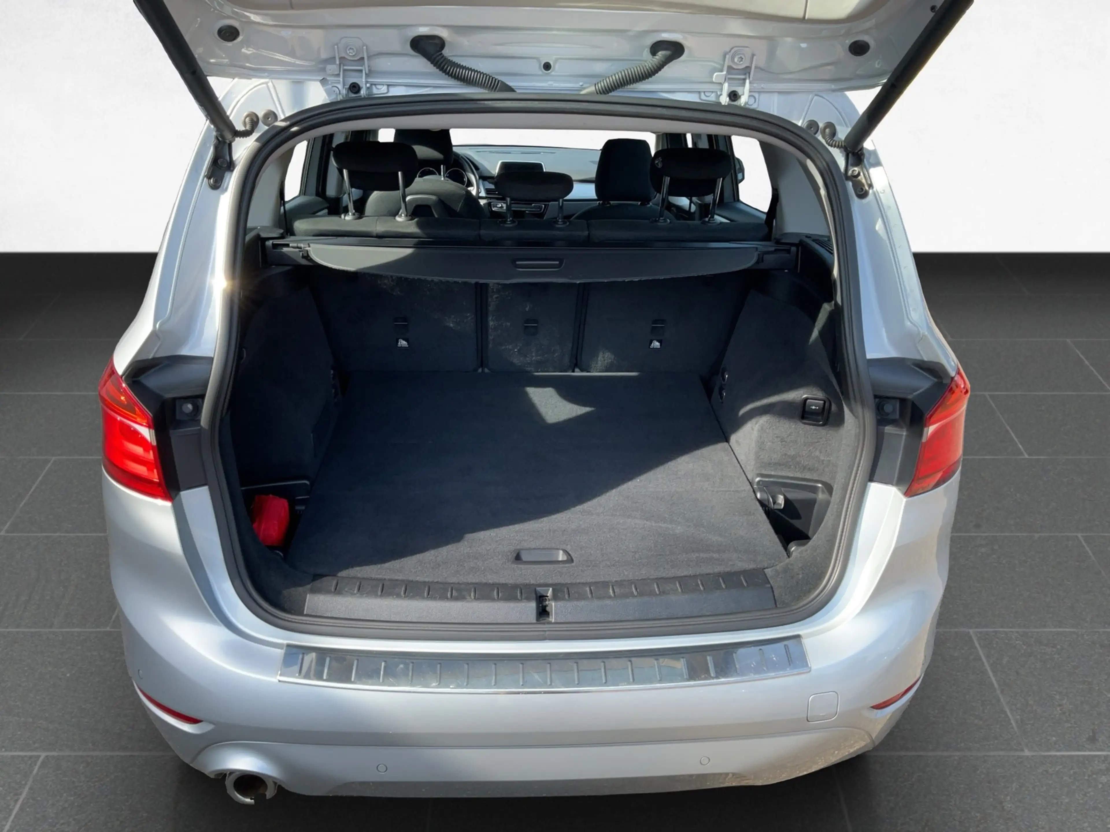 BMW 216 i 6-Gang /Navi/LED — photo 7