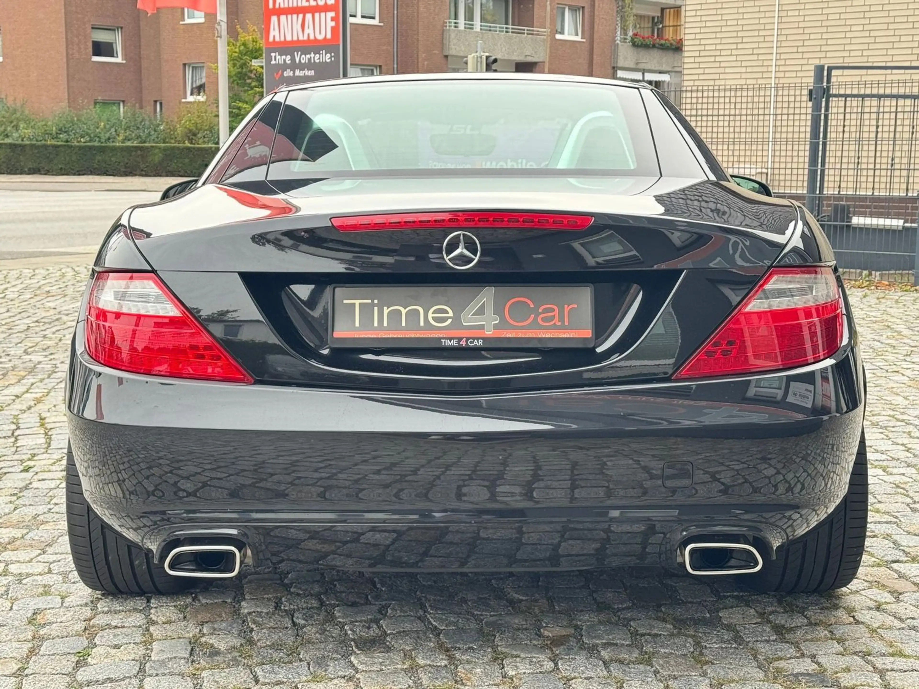 Mercedes-Benz SLK 200 Airscarf Sitzheizung Leder LED Navi Tempomat — photo 8