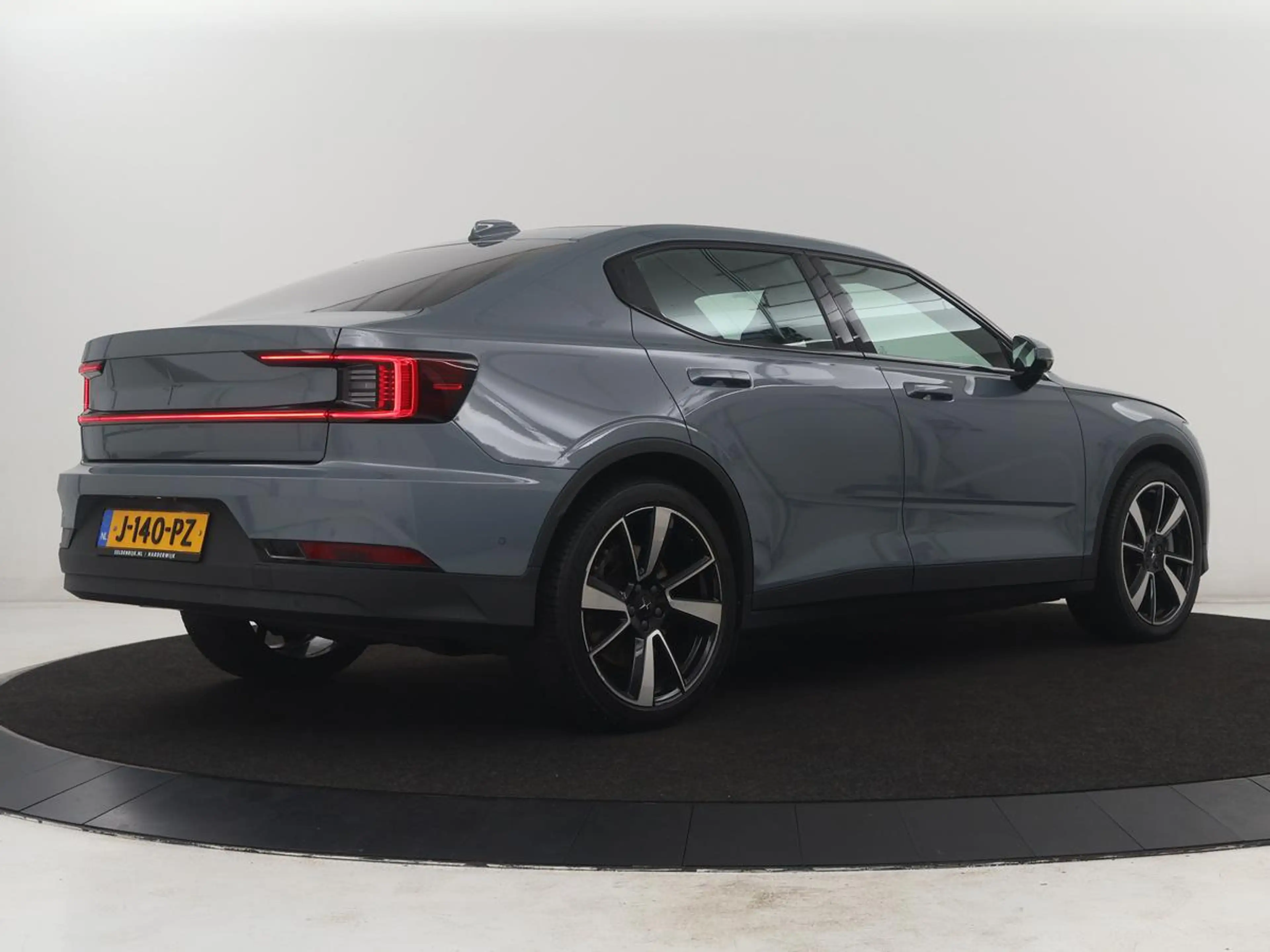 Polestar 2 Long Range Dual Motor Launch Edition 78kWh | SOH 9 — photo 42