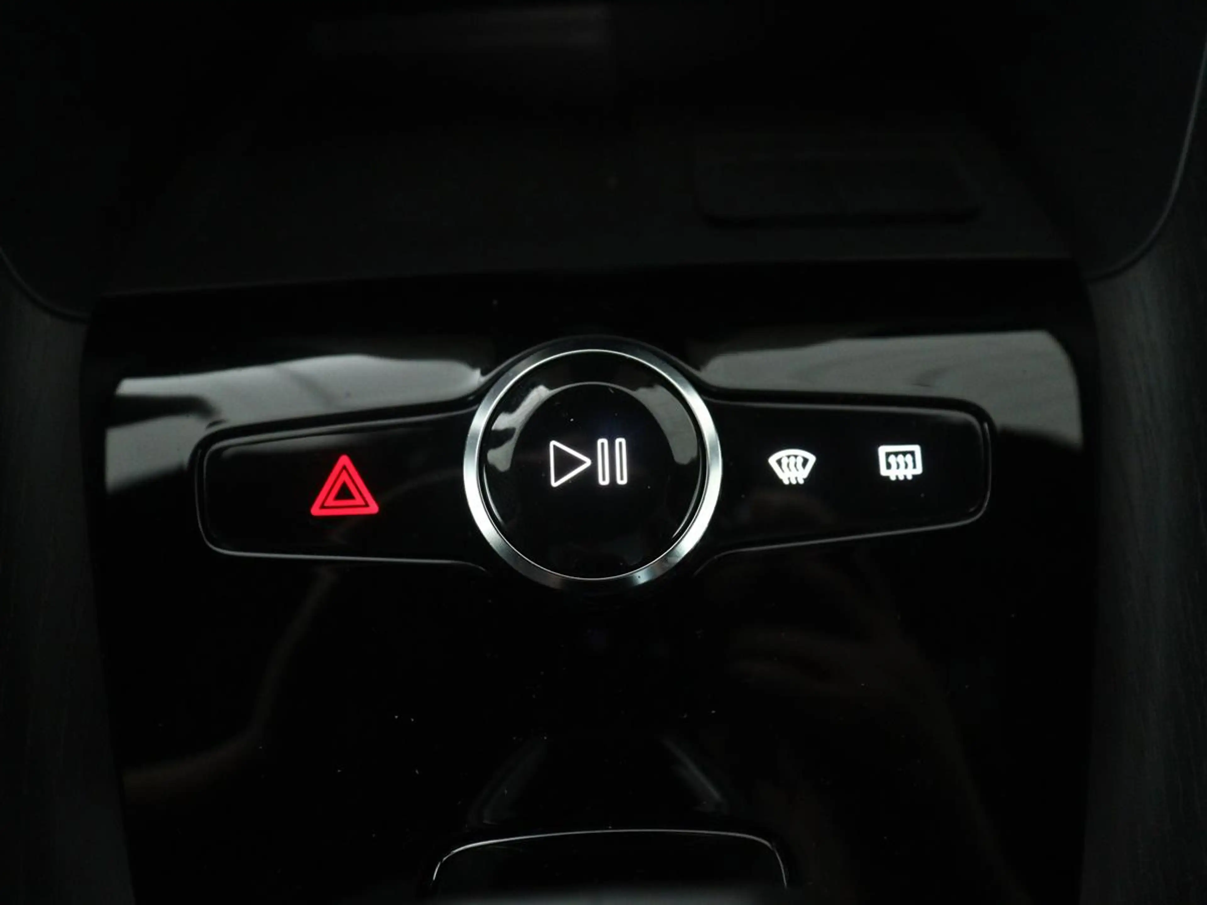 Polestar 2 Long Range Dual Motor Launch Edition 78kWh | SOH 9 — photo 36