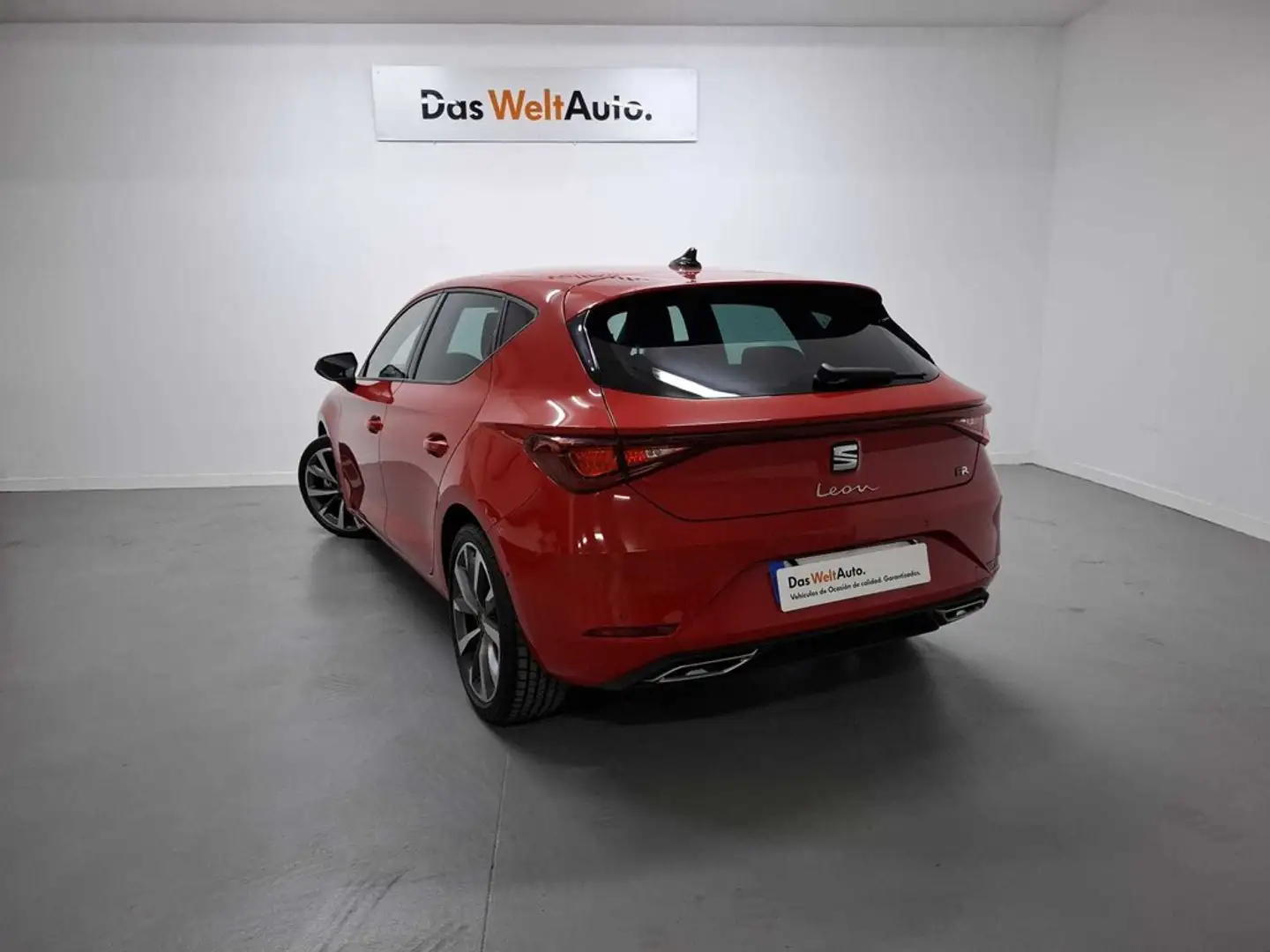 SEAT Leon 1.5 TSI S&S FR XS 130 Rojo - 2