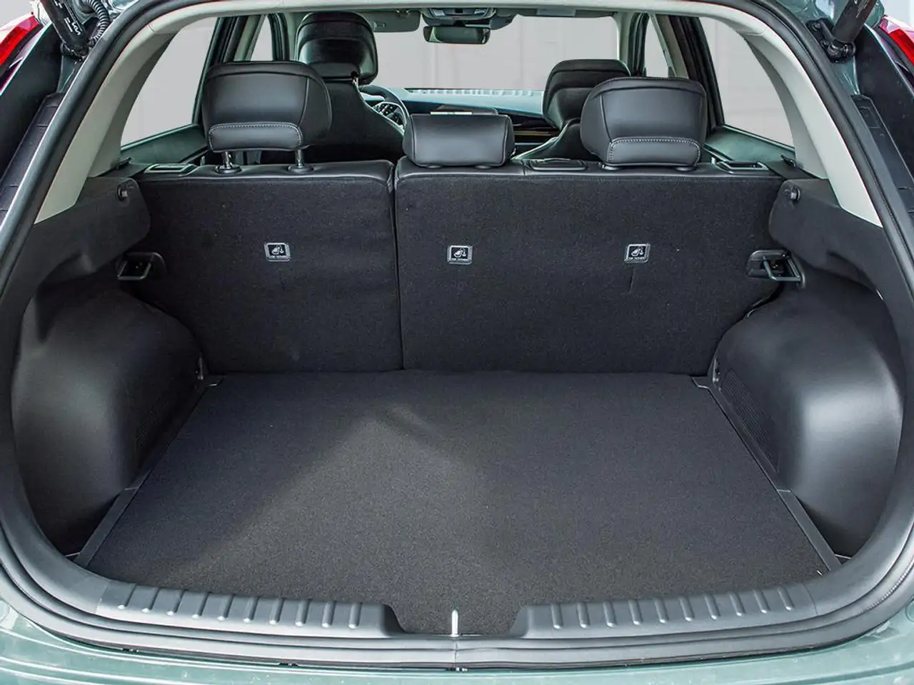 Kia Niro снимка Kia Niro