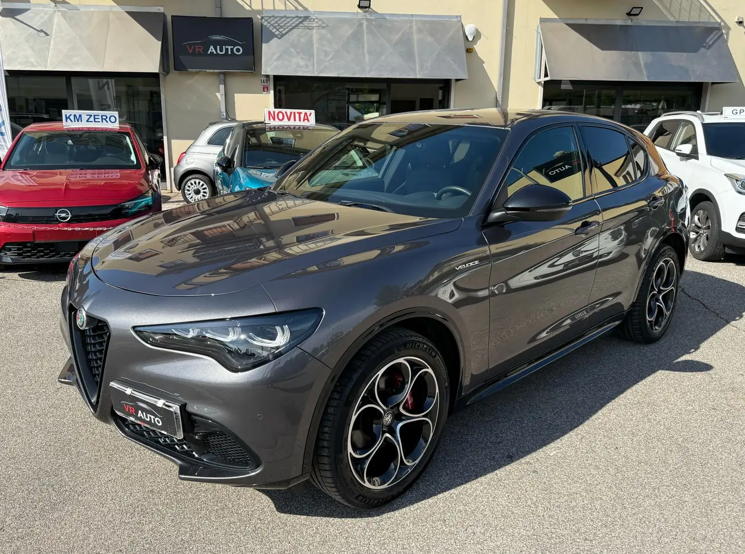 Alfa Romeo Stelvio 2.2 t Veloce Q4 210cv auto PROMO FIN Grigio - 1