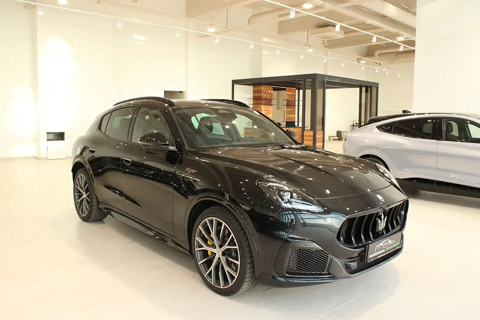 Maserati Grecale Trofeo Q4 **Carbon Paket** Negro - 1