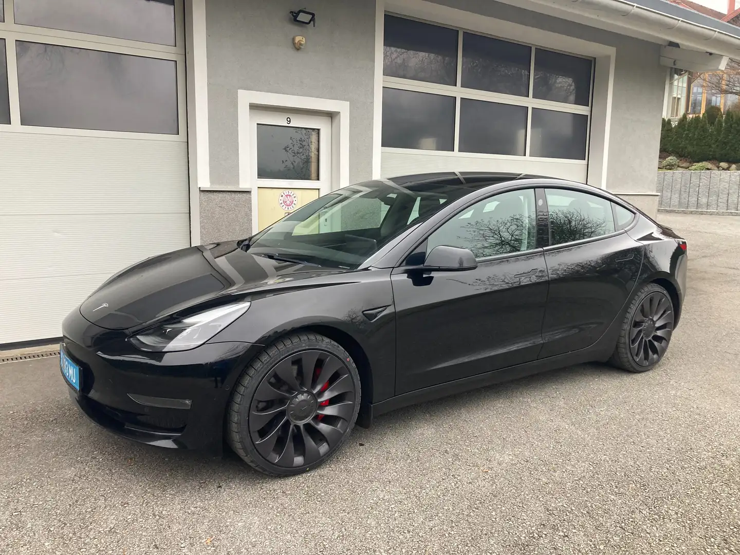 Tesla Model 3 Model 3 Performance AWD 155 KW Schwarz - 1