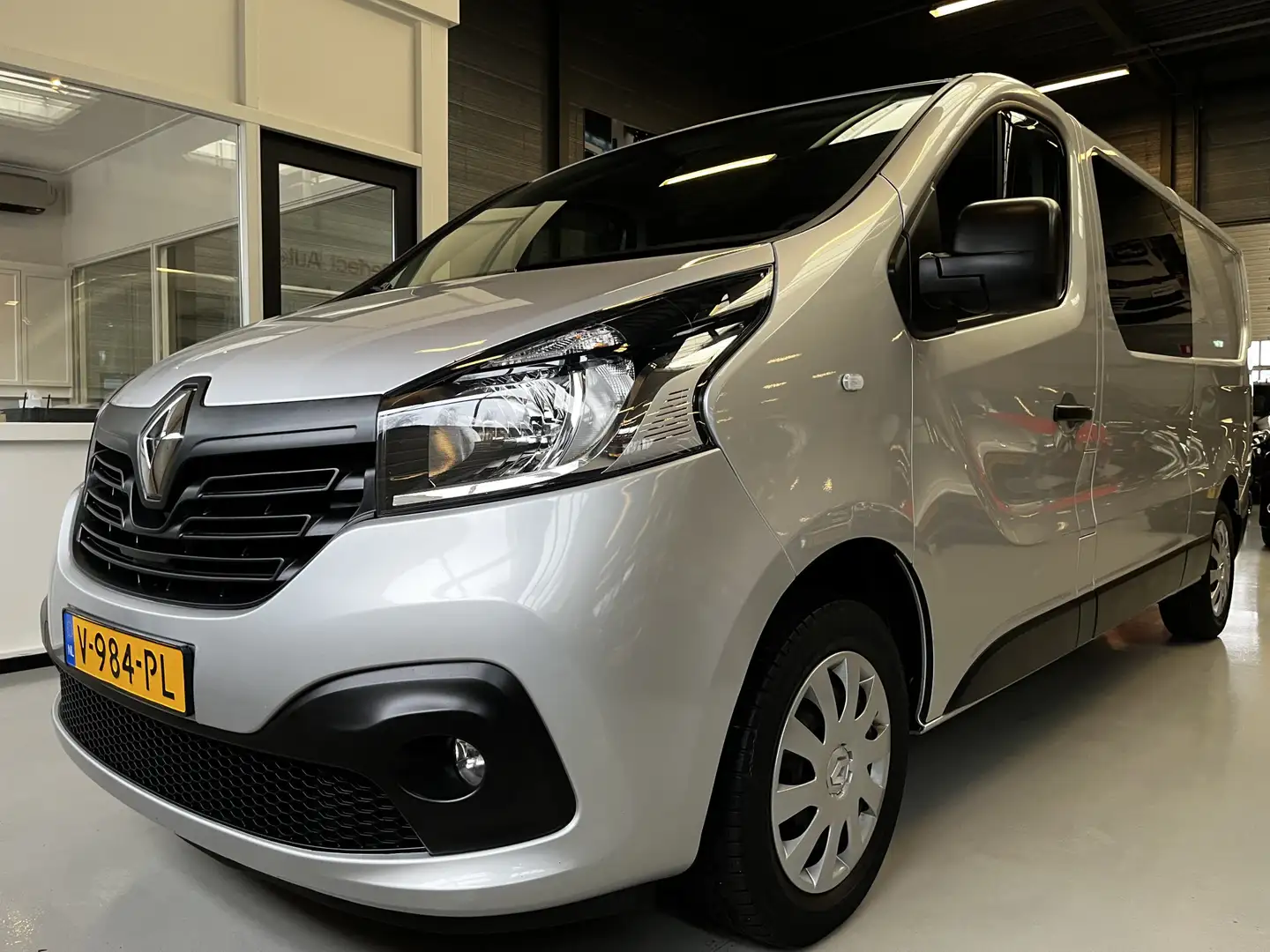 Renault Trafic 1.6 dCi T29 L2H1 DC Comfort Energy Silver - 2