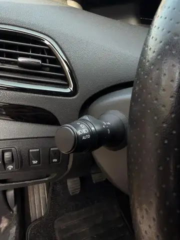 Renault Grand Scenic view 25
