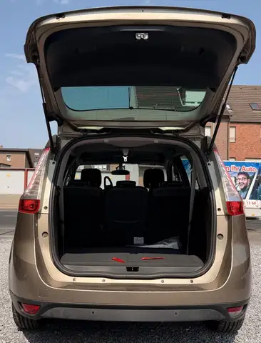 Renault Grand Scenic view 7