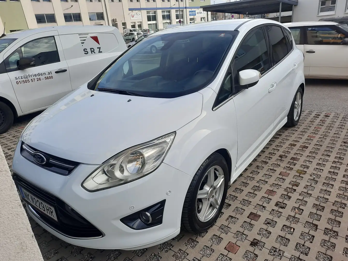 Ford C-Max 2.0 TDCi Titanium - 1
