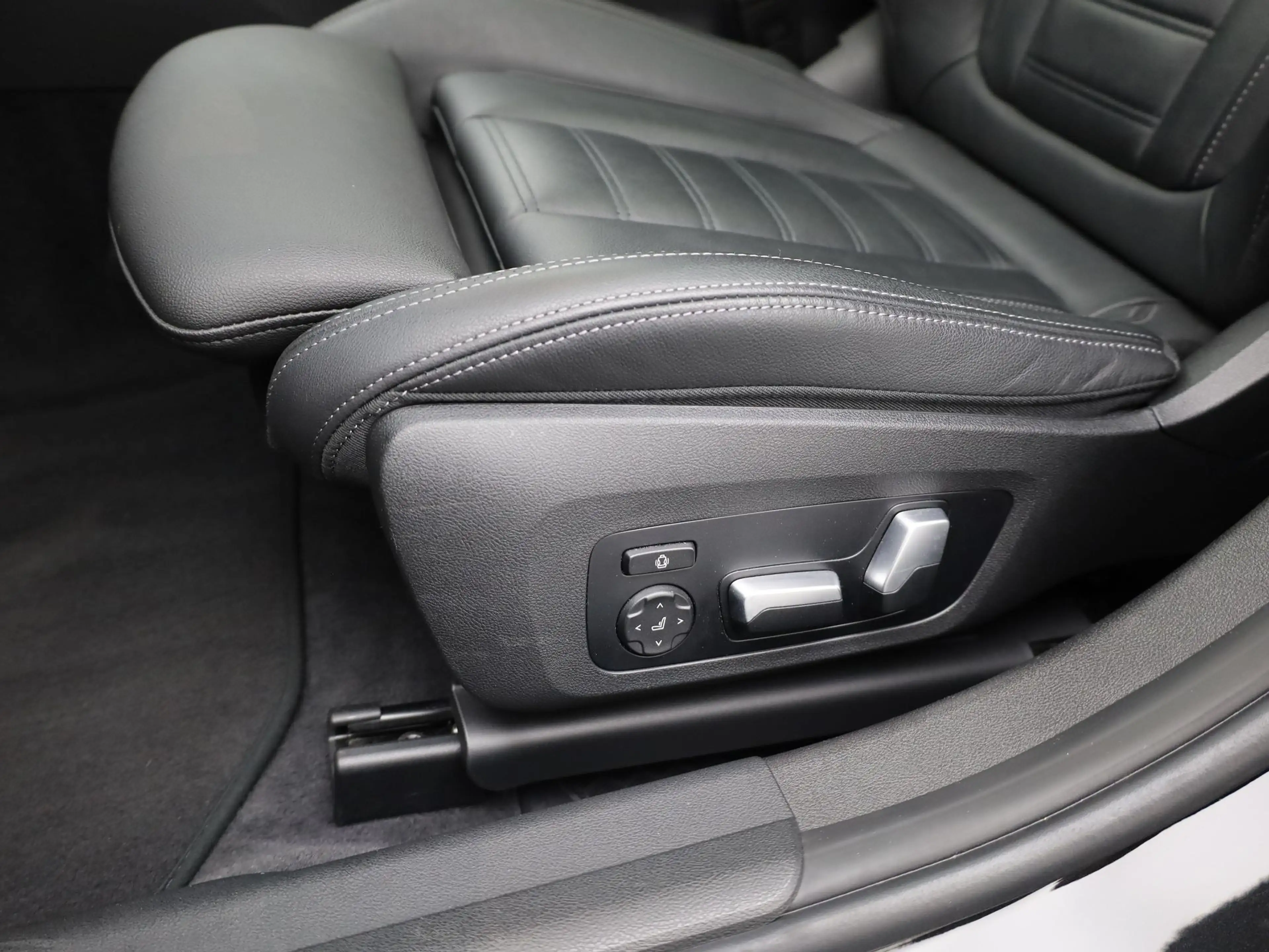 BMW 340 3-serie Touring M340i xDrive | Pano | Keyless | Me — photo 31