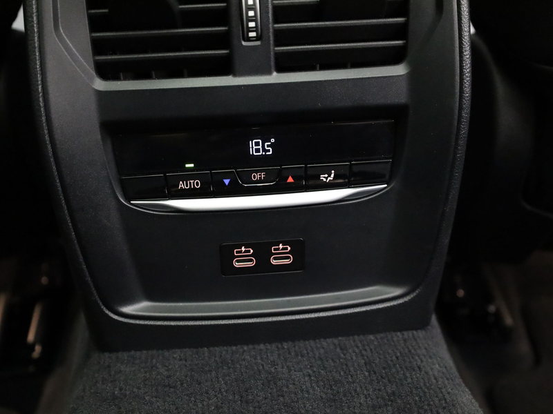 BMW 340 3-serie Touring M340i xDrive | Pano | Keyless | Me — photo 42
