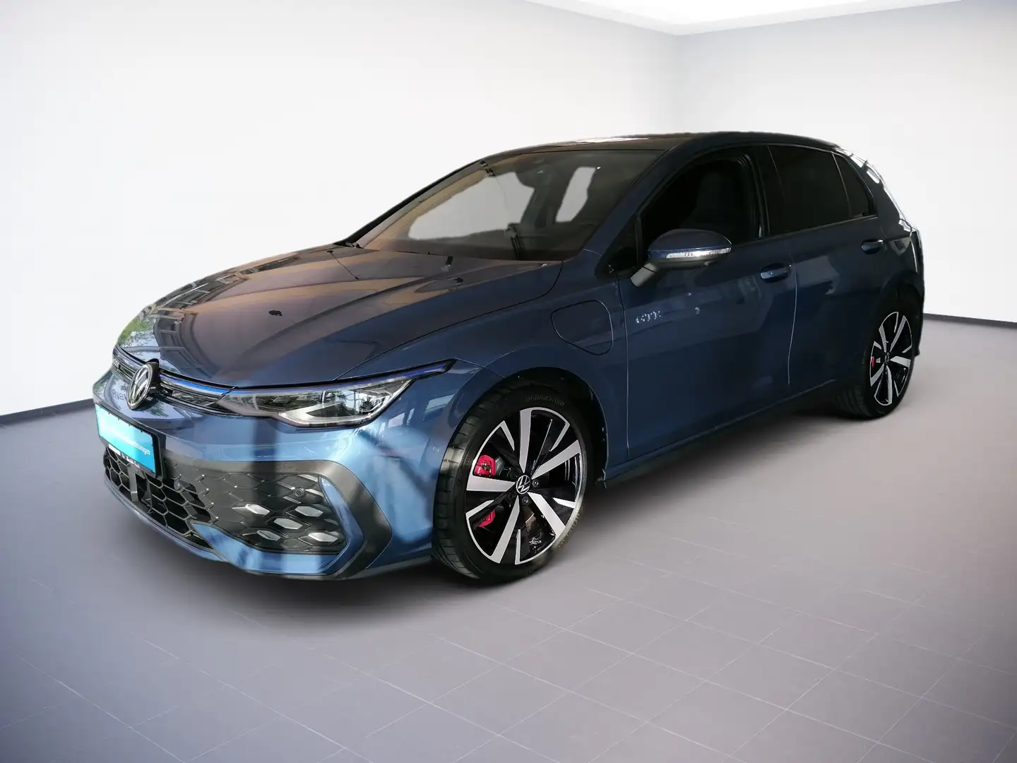 Volkswagen Golf VIII GTE 1.5TSI eHybrid 272PS DSG IQ.LIGHT.HuD.DCC Schwarz - 2