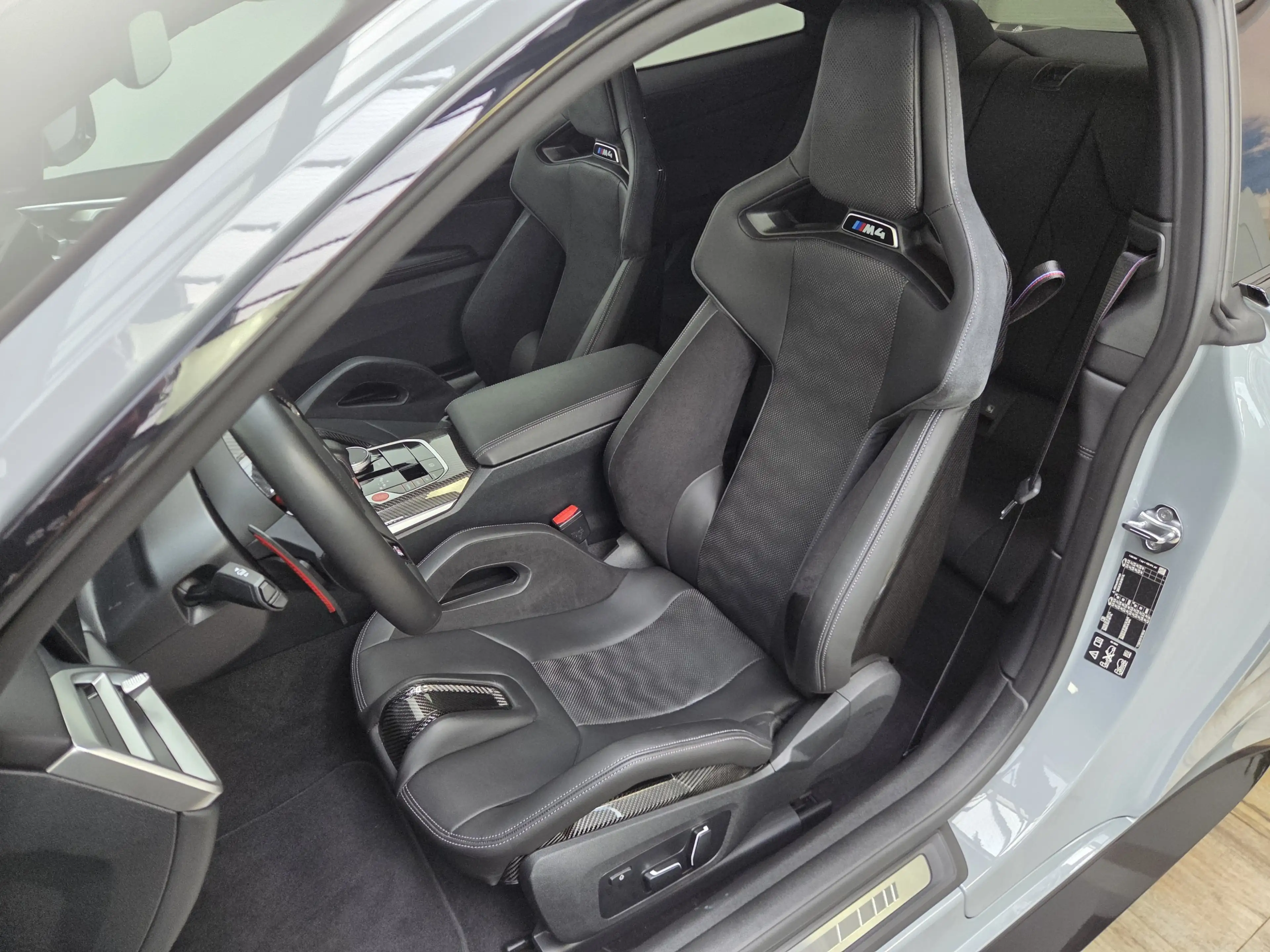 BMW M4 xDrive Comp. Schalensitze ACC 360° Carbon — photo 17