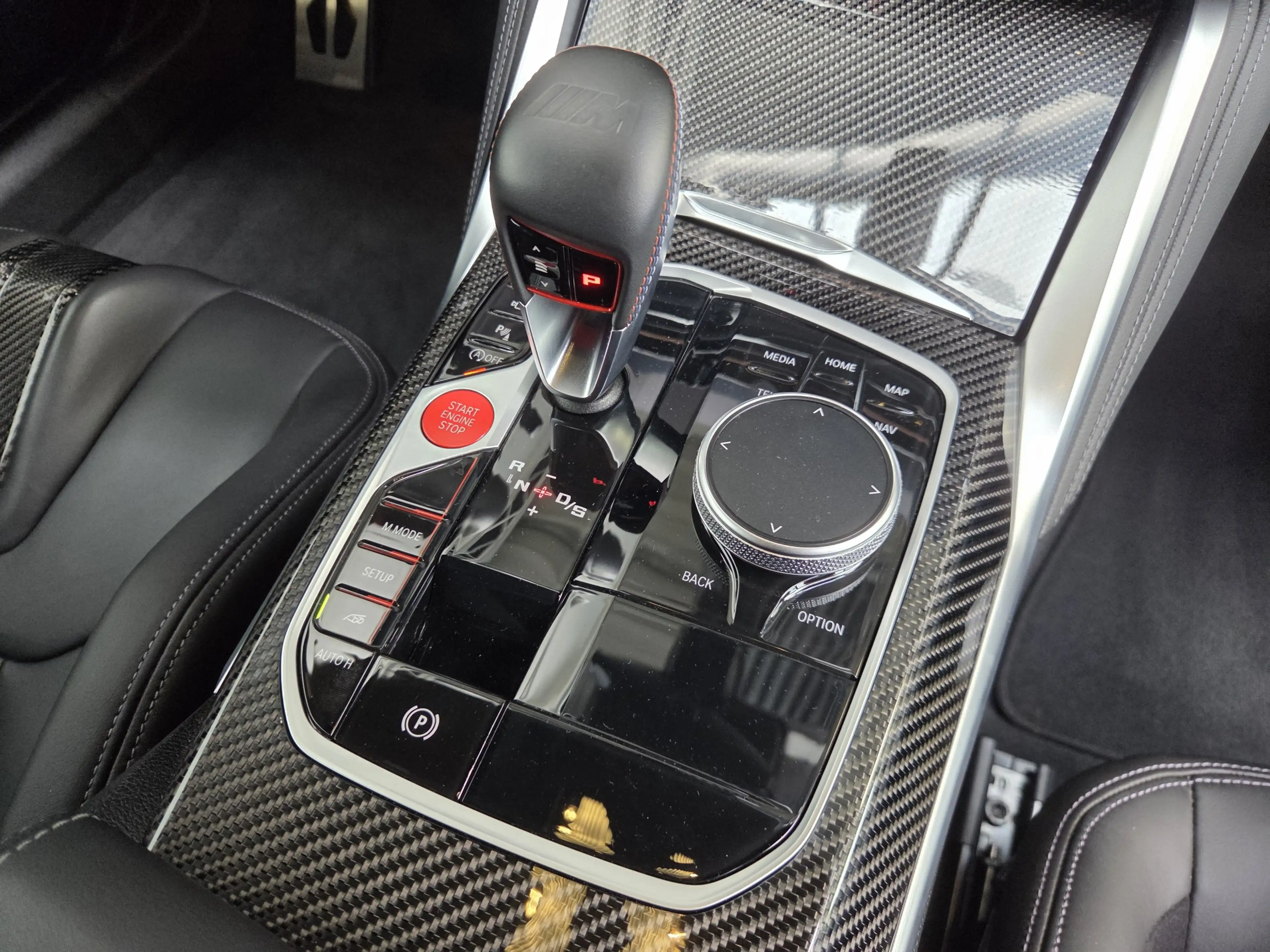 BMW M4 xDrive Comp. Schalensitze ACC 360° Carbon — photo 30