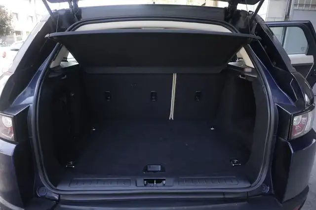 Land Rover Range Rover Evoque view 19