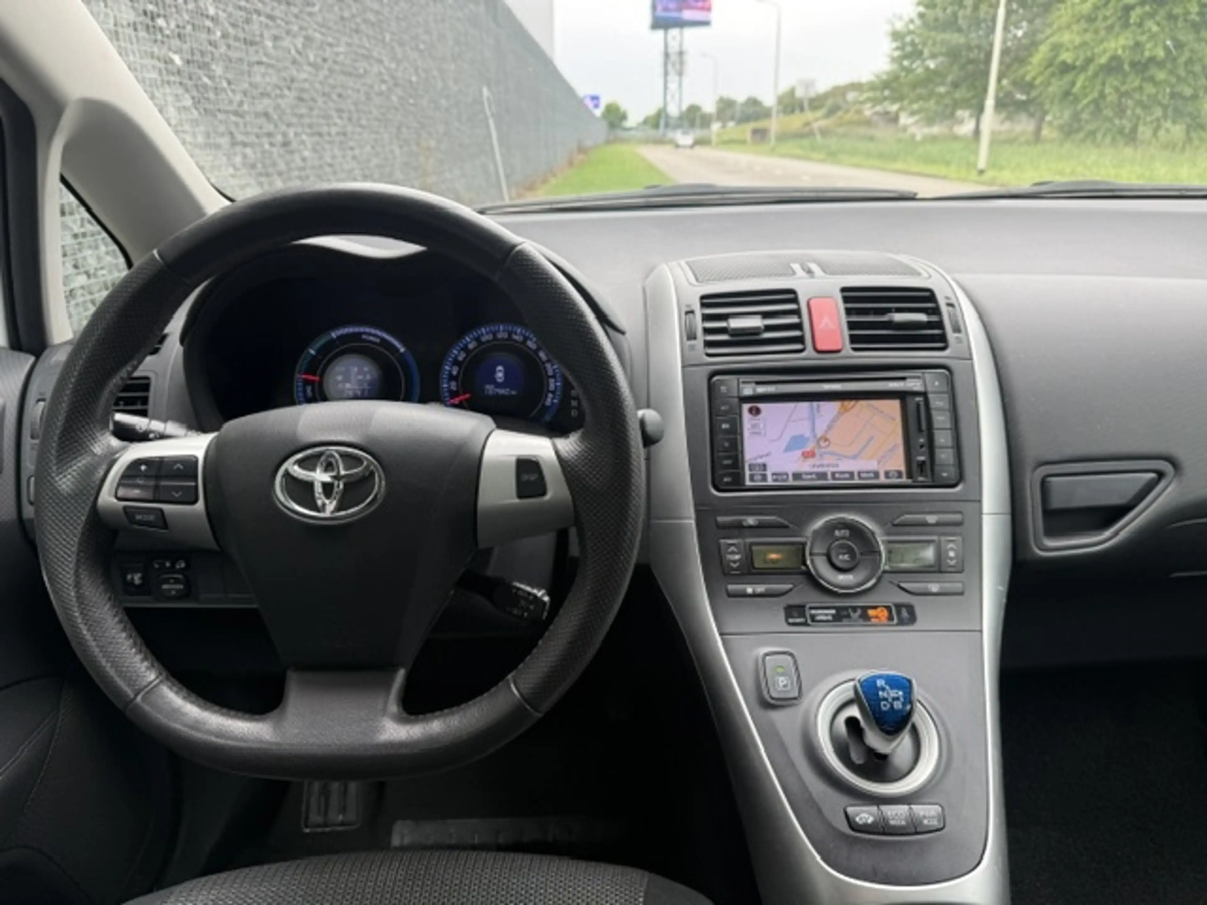 Toyota Auris 1.8 Full Hybrid Asp. Dealer onderhouden. — photo 5