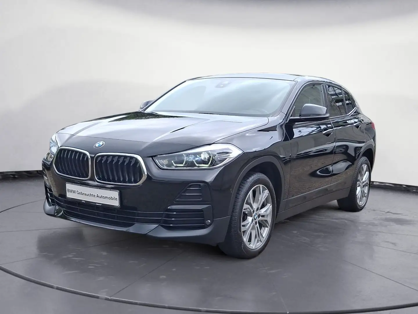 BMW X2 sDrive18i Advantage Plus Klimaaut. Sportsitze Schwarz - 2