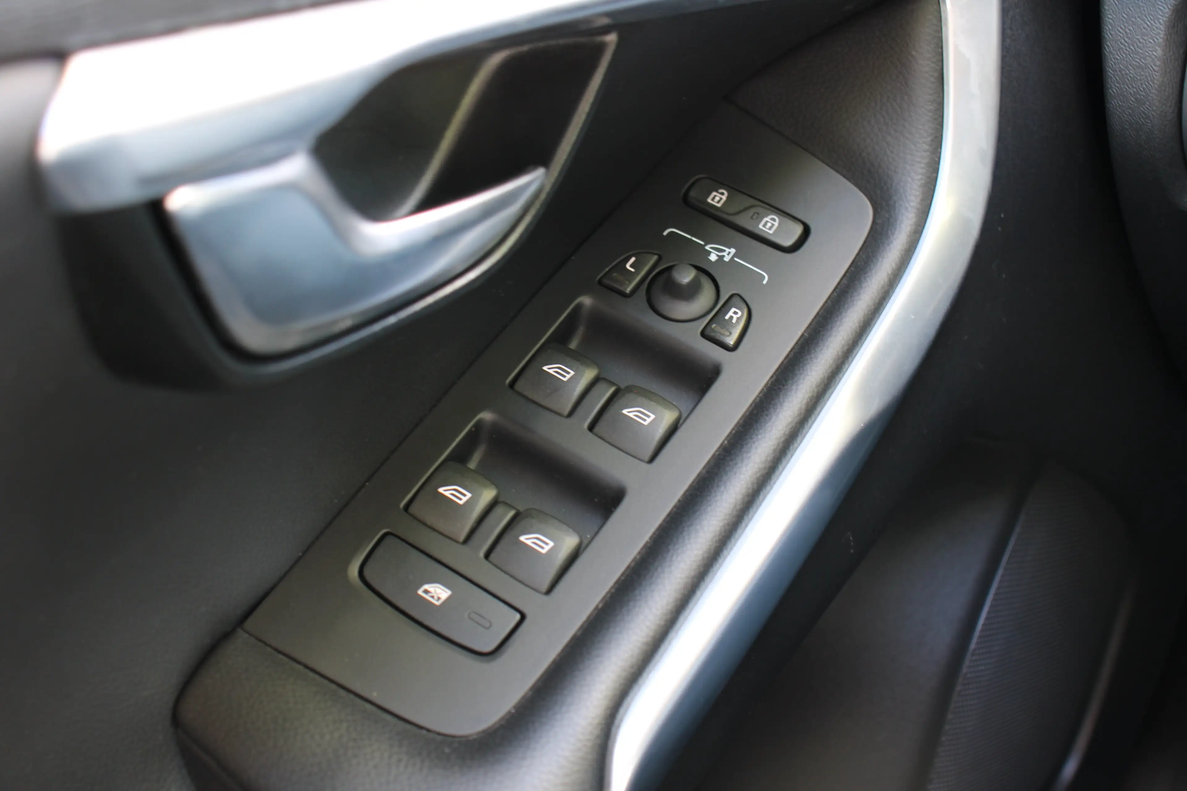 Volvo V40 Cross Country 1.5 T3 Polar+ Luxury AUTOMAAT | TREKHAAK | HARMAB/ — photo 20