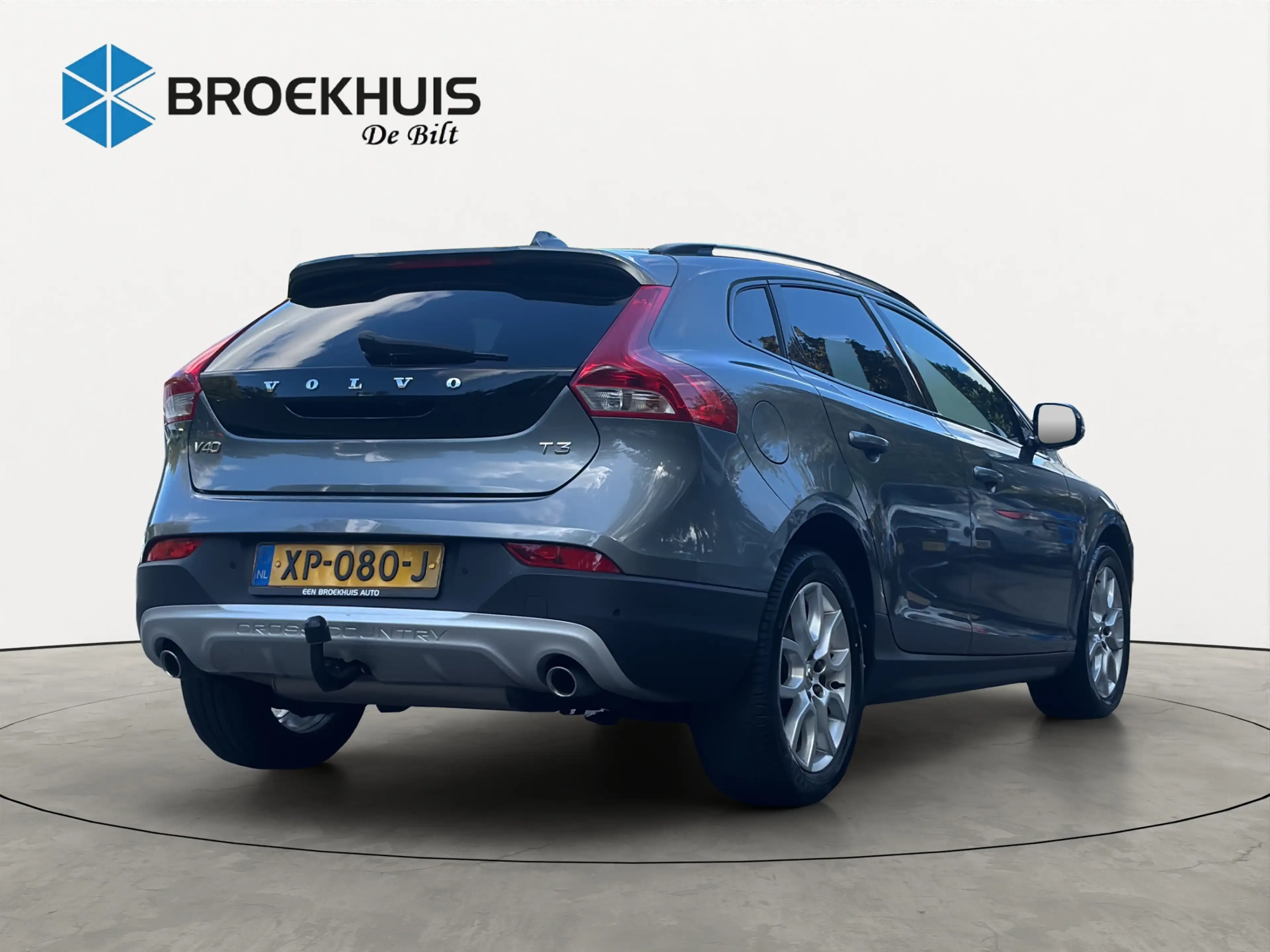 Volvo V40 Cross Country 1.5 T3 Polar+ Luxury AUTOMAAT | TREKHAAK | HARMAB/ — photo 3