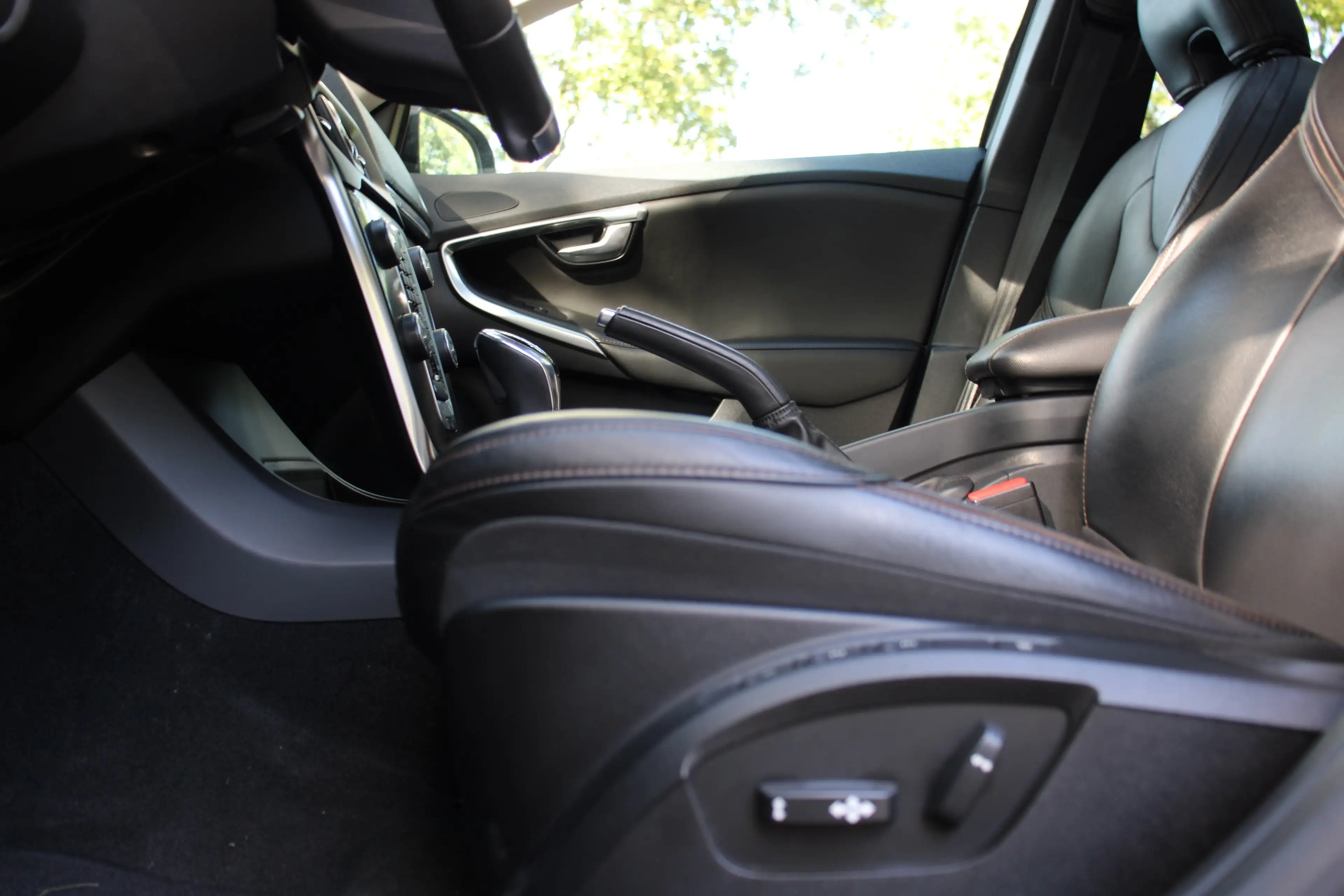 Volvo V40 Cross Country 1.5 T3 Polar+ Luxury AUTOMAAT | TREKHAAK | HARMAB/ — photo 27