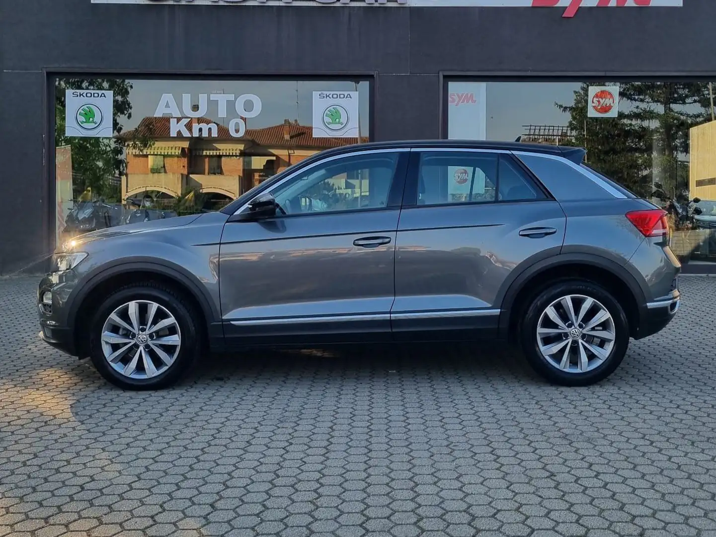 Volkswagen T-Roc T-Roc 1.6 tdi Style Grau - 2