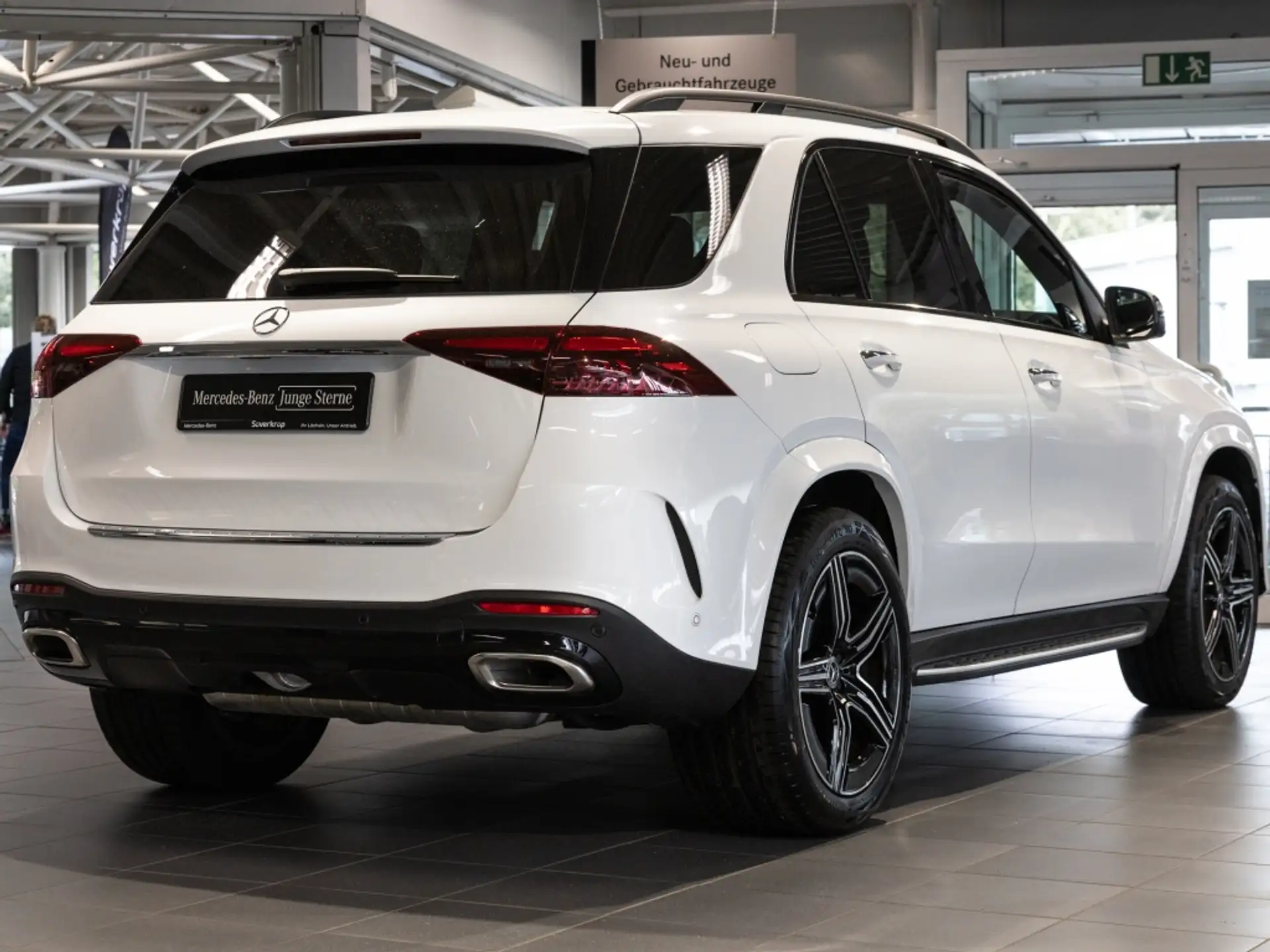 Mercedes-Benz GLE GLE 580 2025 흰색 사진 2