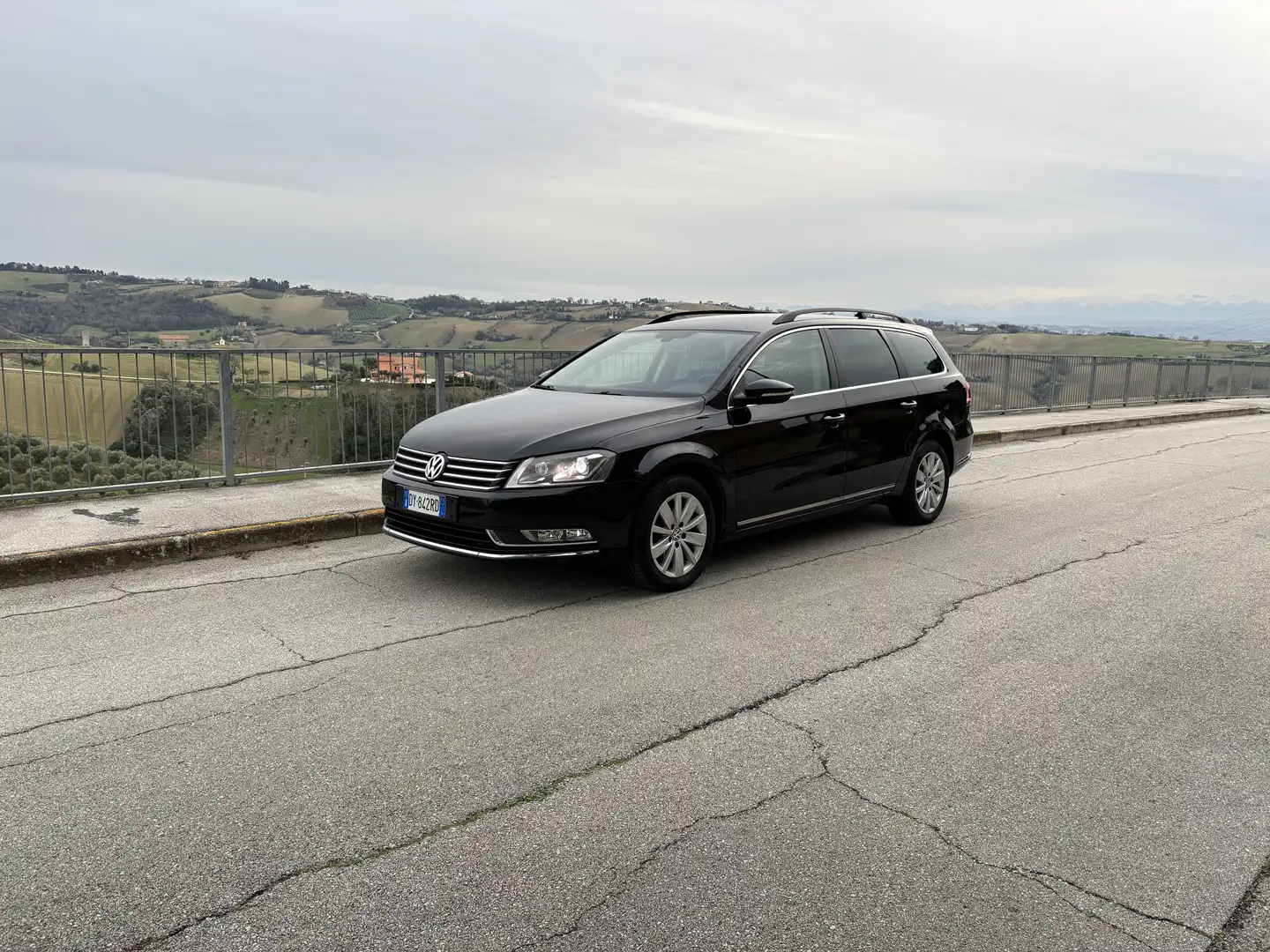 Volkswagen Passat Variant 1.4 tsi Comfortline ecofuel dsg - 1