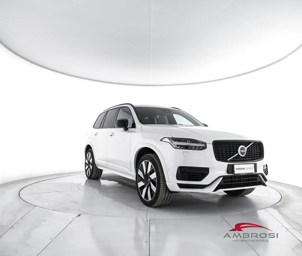 Volvo XC90 T8 AWD ibrido plug-in Elettrica/Benzina Plus Dark 7 Sedili Blanc - 2