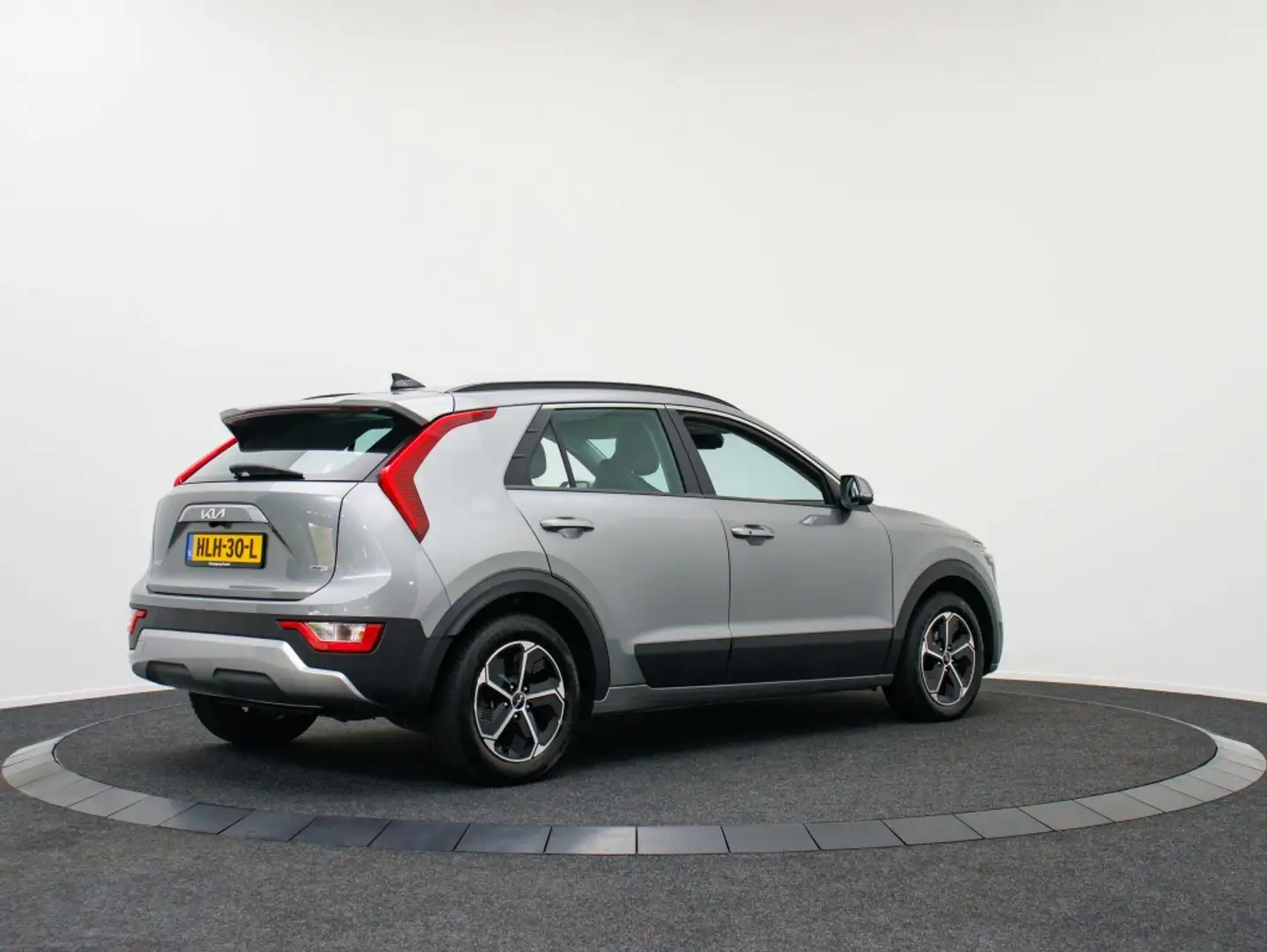 Kia Niro 1.6 GDi PHEV DynamicLine | Private lease 499 pm Grigio - 2