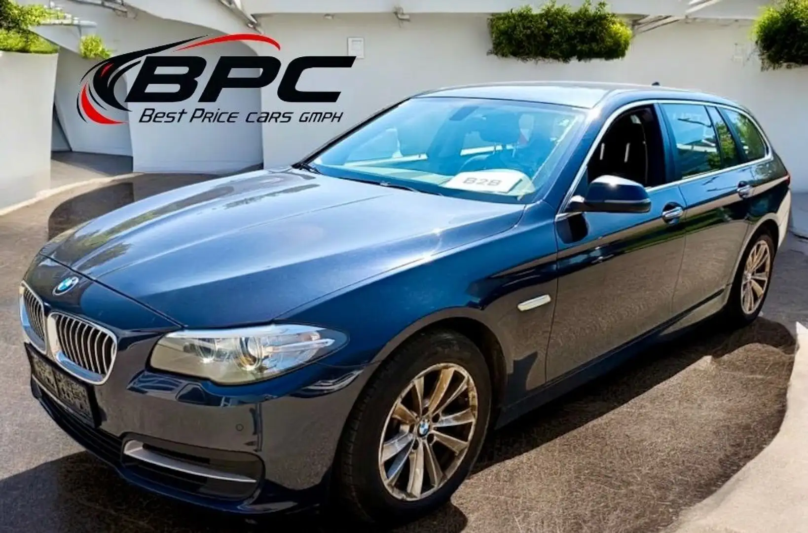 BMW 520 Diesel F11 LCI Touring Automatik Blue - 1