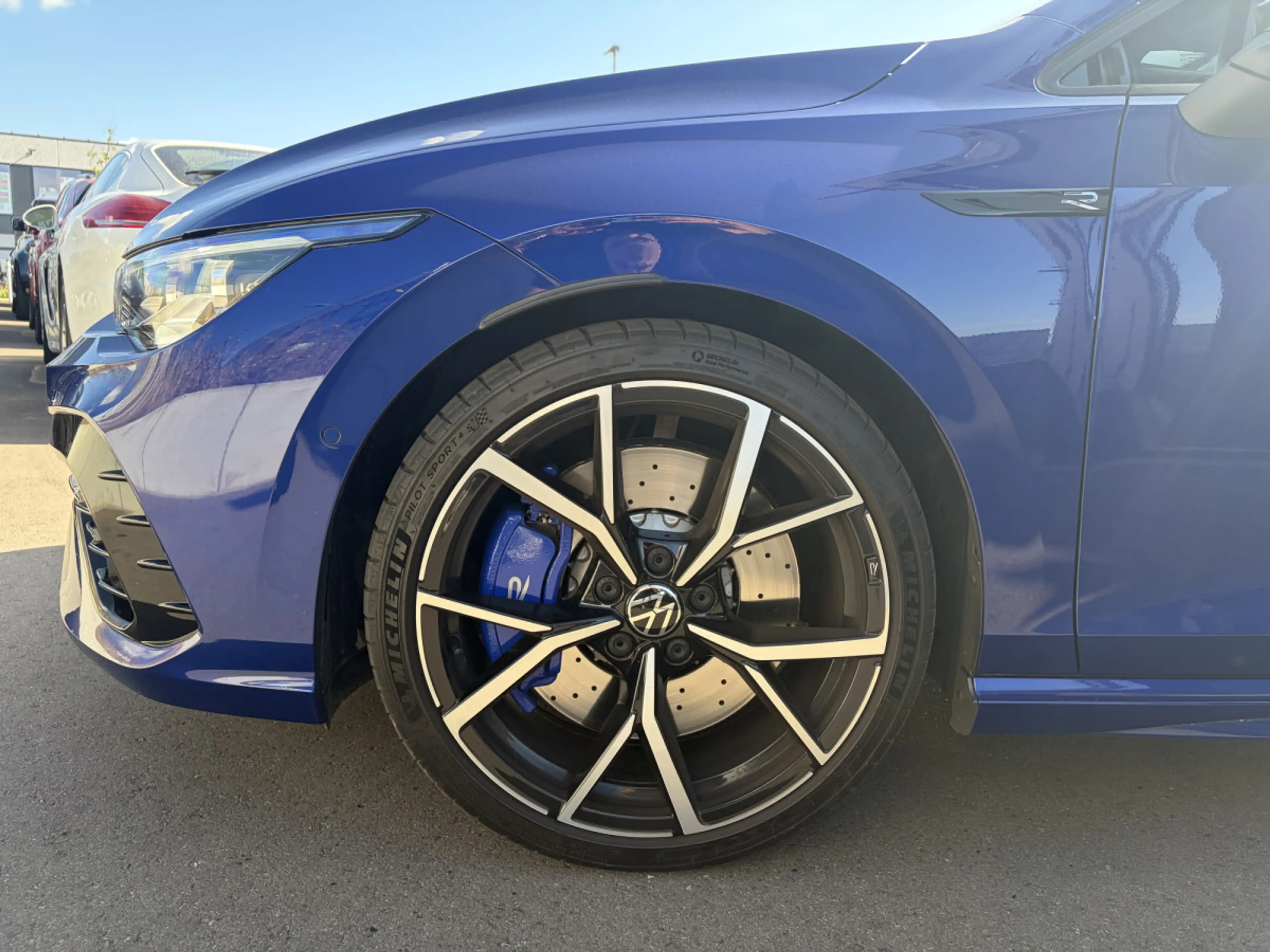 Volkswagen Golf R Golf VIII Lim. R PERFORMANCE 4MOTION/ACC/NAVI/VMAX — photo 4
