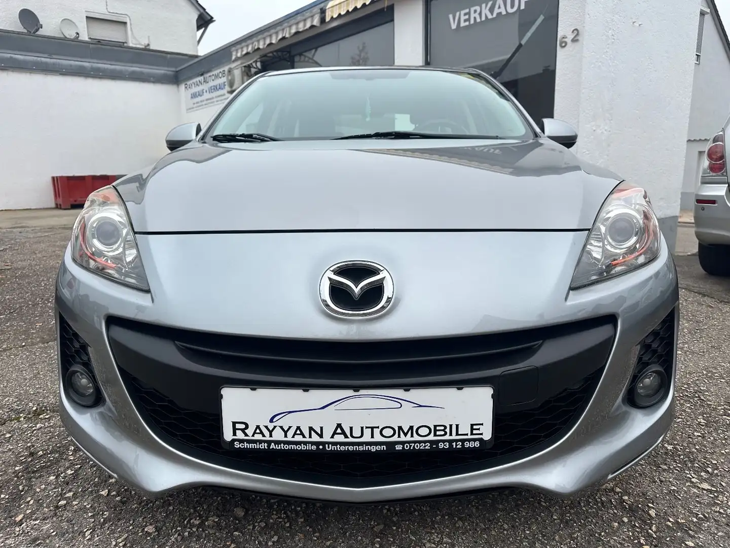 Mazda 3 Lim. Edition*Xenon*Navi*TÜV-neu*SHZ*PDC Šedá - 2