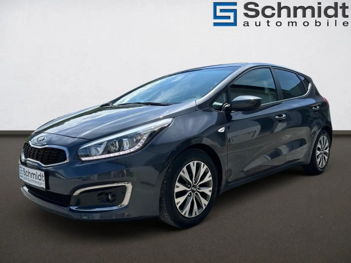 Kia Ceed / cee'd cee'd 1,4 CRDi Silber Gris - 2
