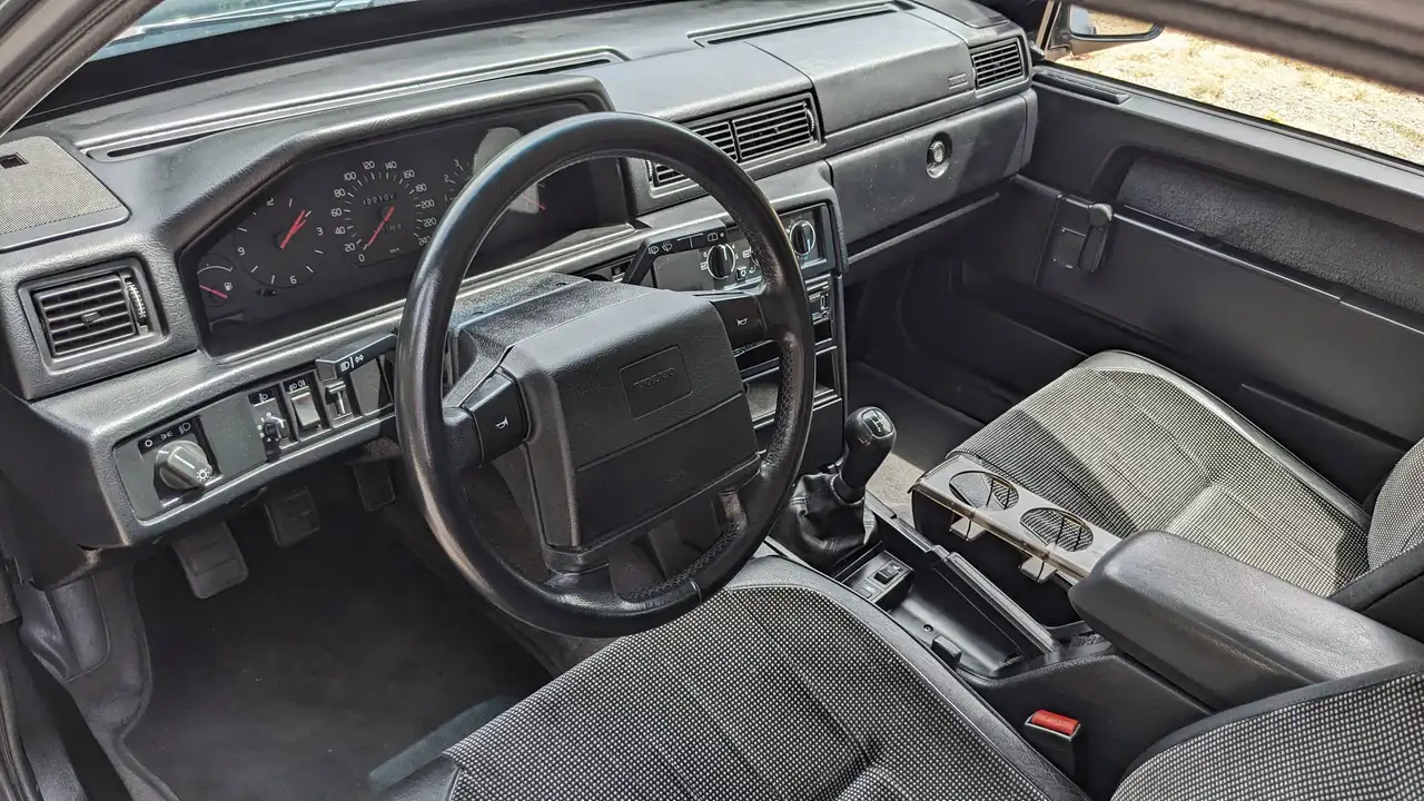 Volvo 940 2.3 ti, foto 11