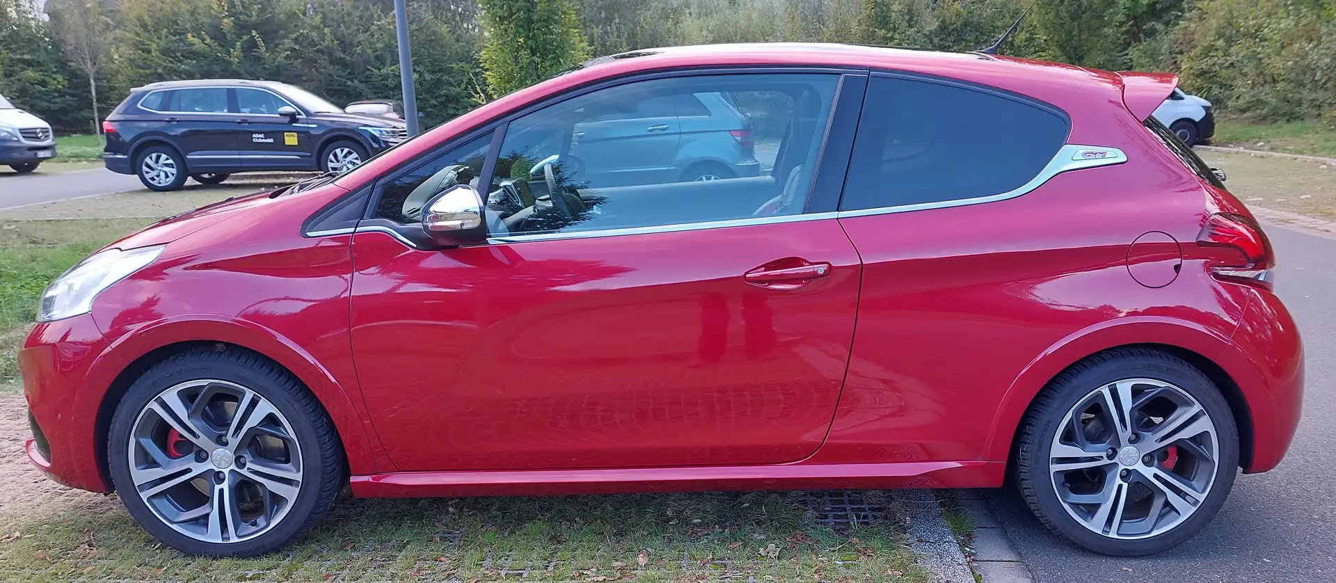 Peugeot 208 208 THP 208 STOP Rot - 1