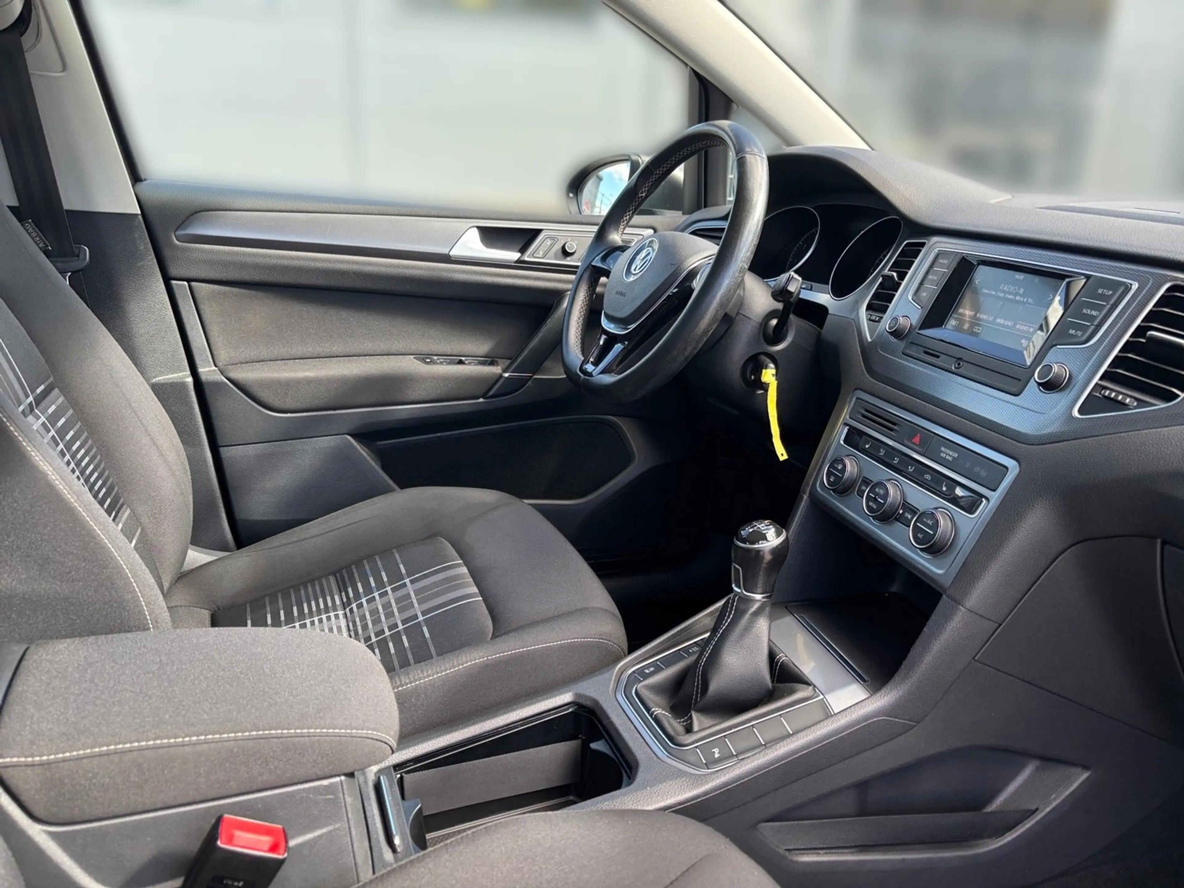 Volkswagen Golf Sportsvan Lounge BMT TSI — photo 10