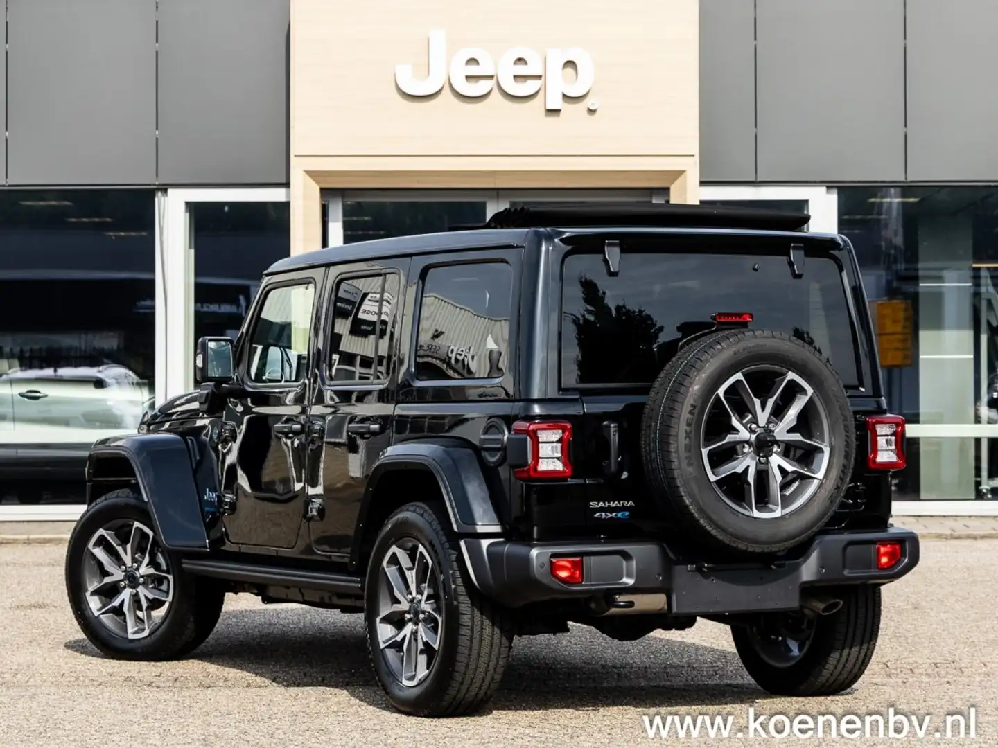 Jeep Wrangler 4xE Sahara 4wd Auto. 20 LM / SKY ONE SOFTTOP / 250 Schwarz - 2