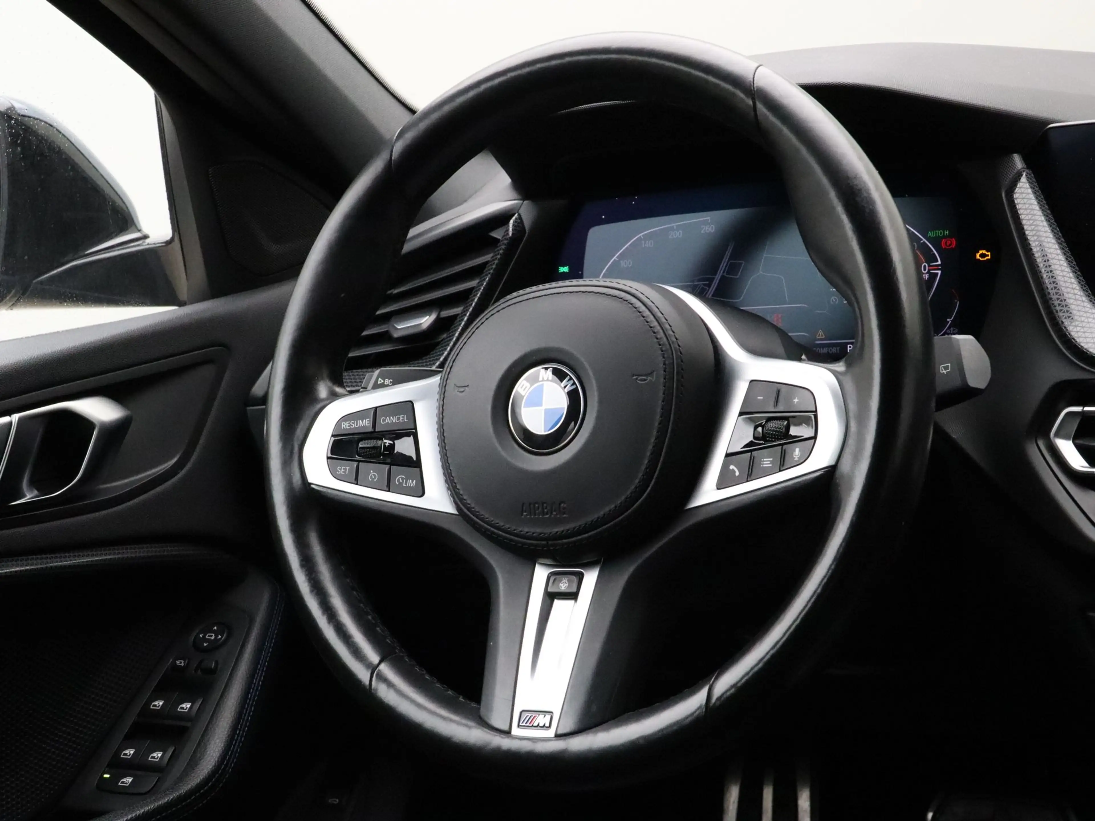 BMW 120 1 Serie 120i M-Sport — photo 2