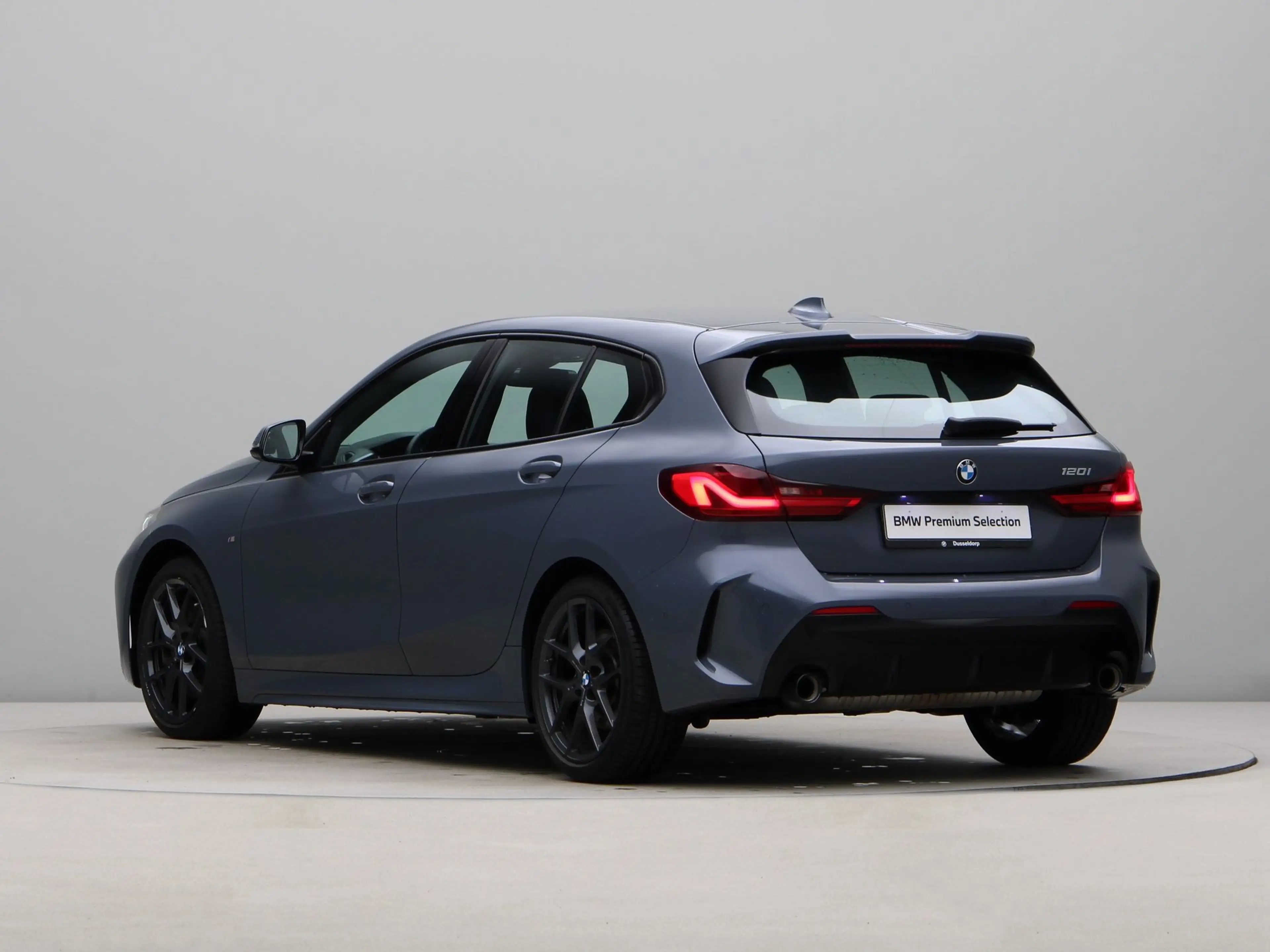 BMW 120 1 Serie 120i M-Sport — photo 10