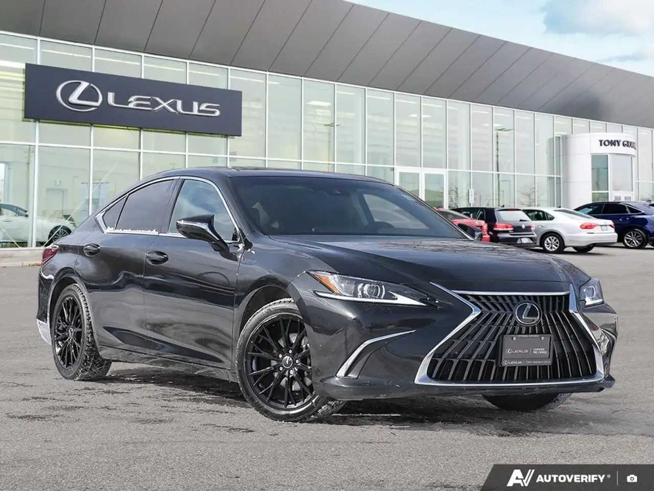 2023 Lexus ES