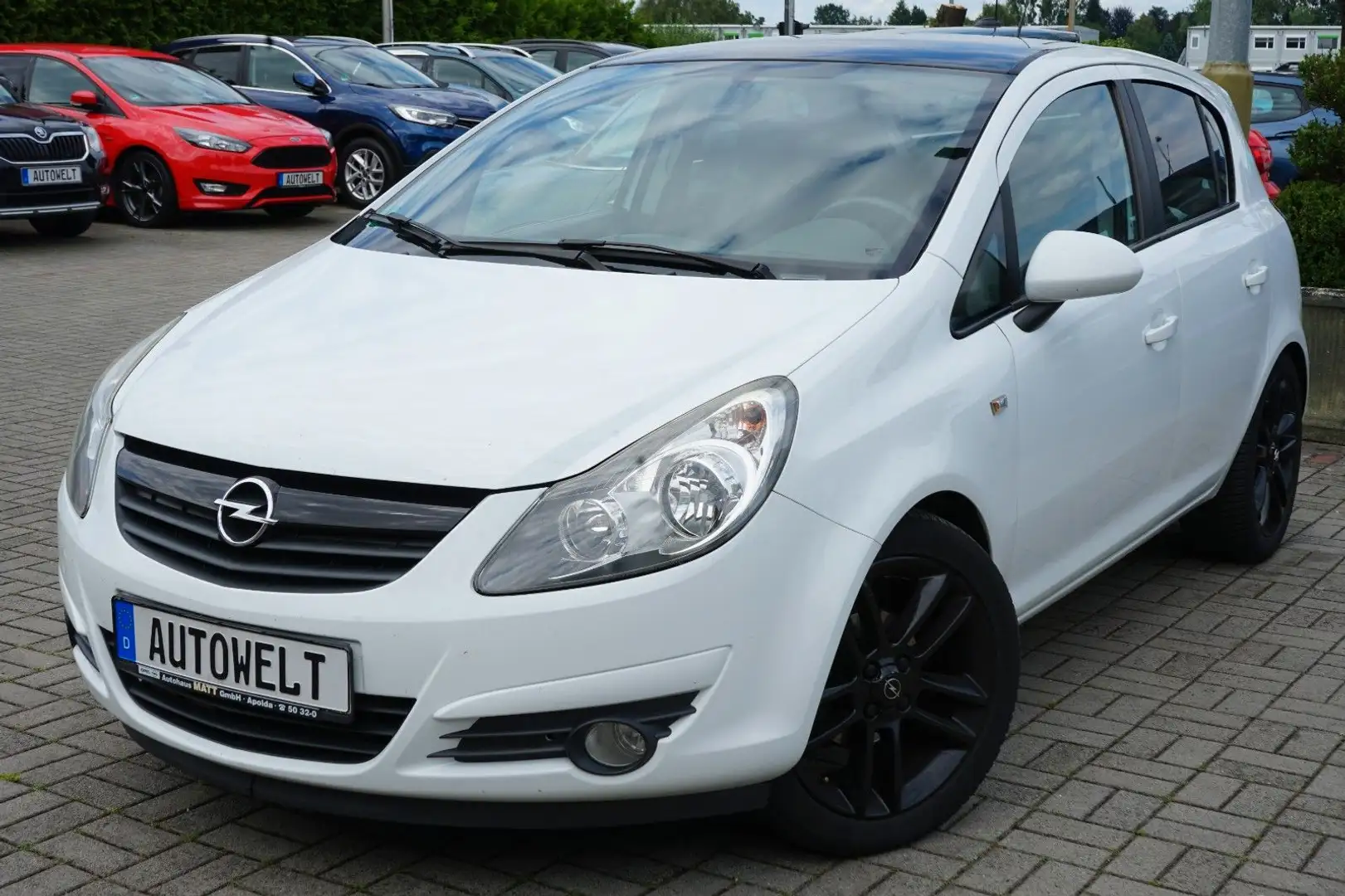 Opel Corsa 1.4 Twinport ECOTEC Color Edition Weiß - 1