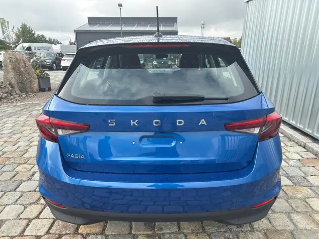 Skoda Fabia view 11