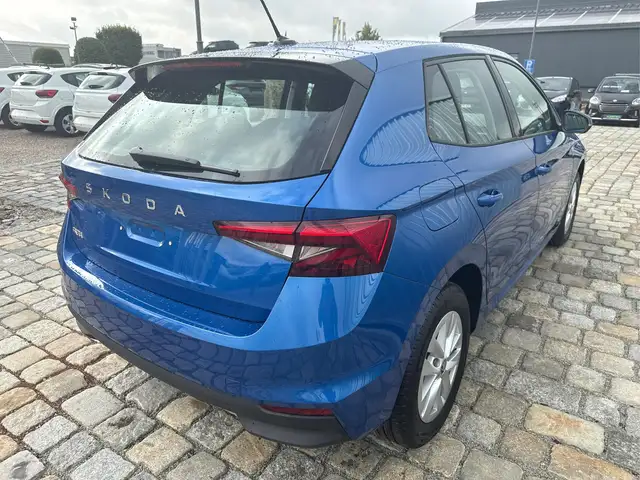 Skoda Fabia view 3