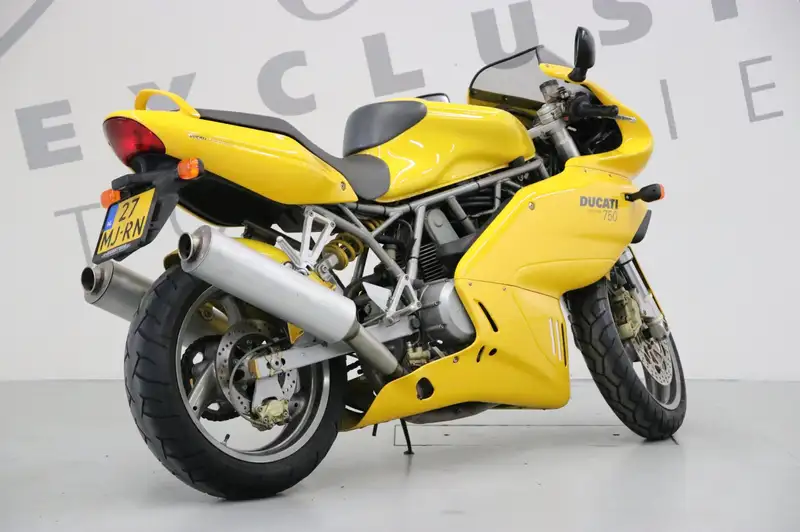 Ducati 750 Sport - foto 4