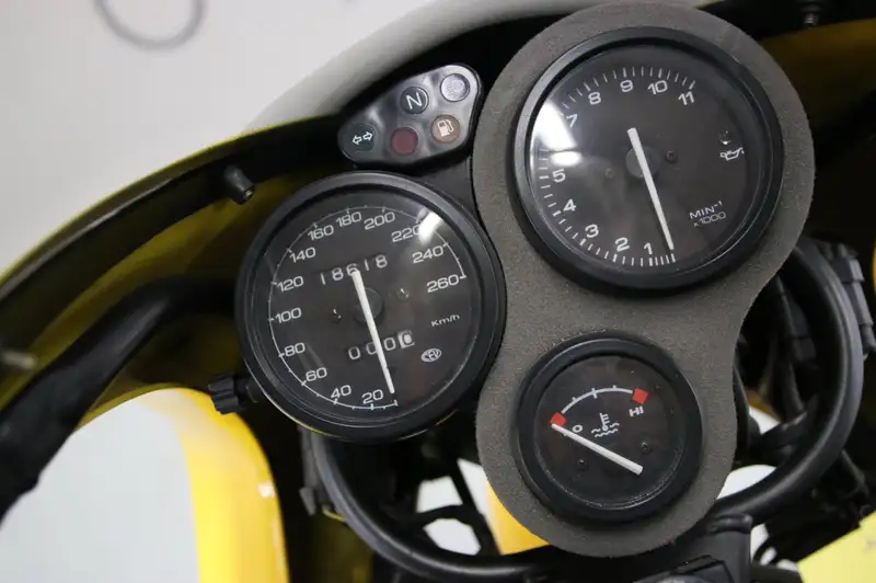 Ducati 750 Sport - foto 6