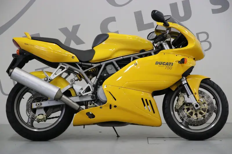 Ducati 750 Sport - foto 5